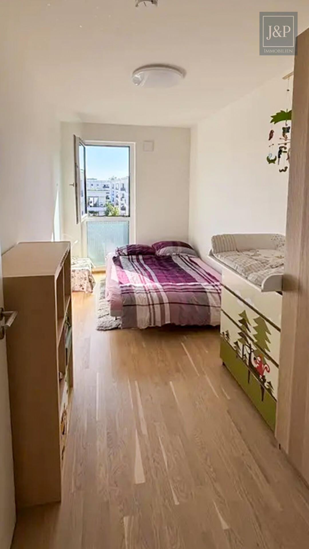 Barrierefrei wohnen in jeder Lebensphase – moderne 4-Zimmer-Wohnung nahe München - Kinderzimmer