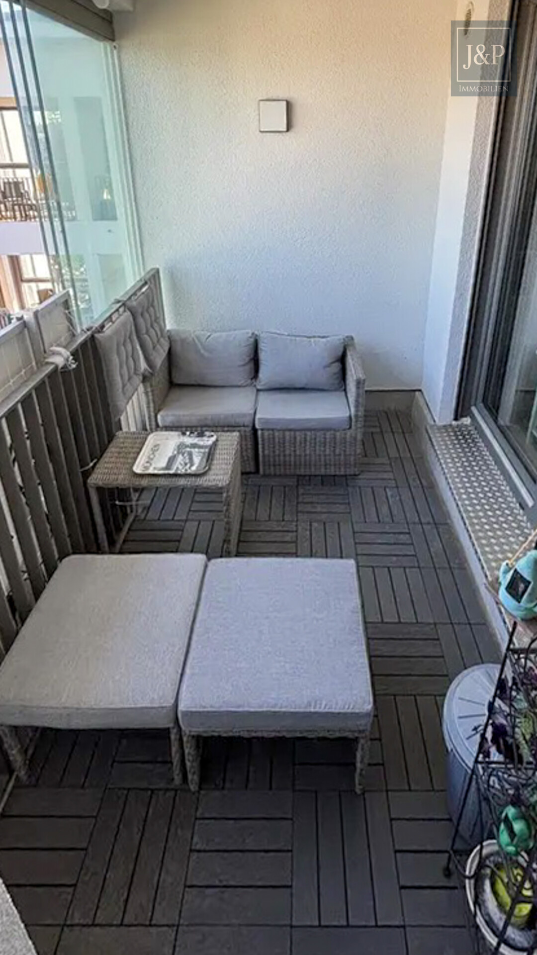 Barrierefrei wohnen in jeder Lebensphase – moderne 4-Zimmer-Wohnung nahe München - Loggia