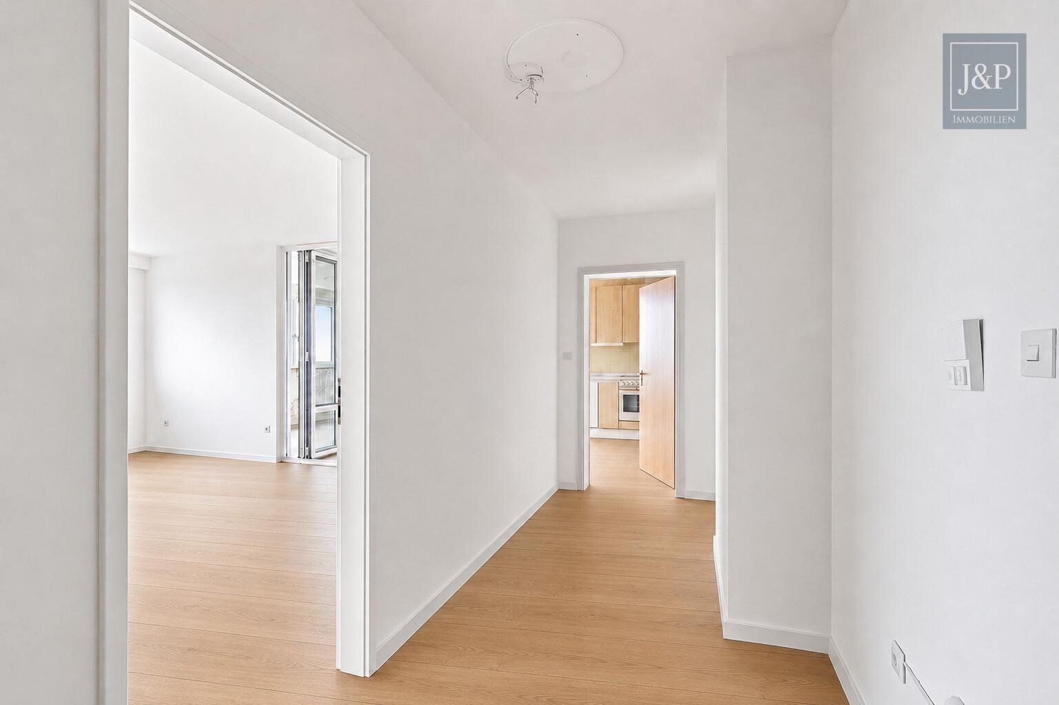 Beeindruckende Penthouse-Wohnung mit Skylineblick und zwei Terrassen! - Flur (Visualisierung)