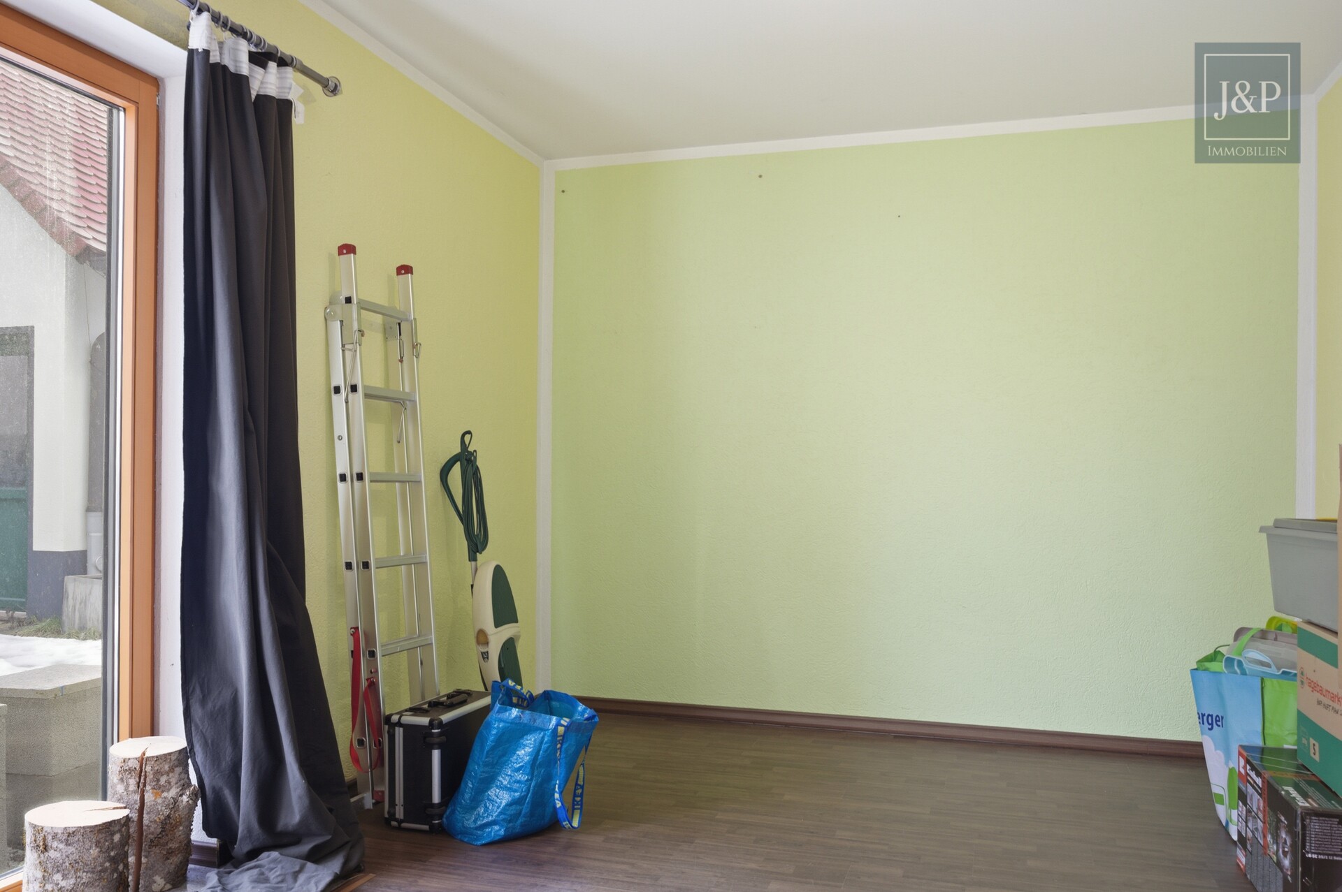 Ihr privates Naturparadies: Gepflegtes Einfamilienhaus auf traumhaften 1.500 m² Grund - Büro/Gästezimmer