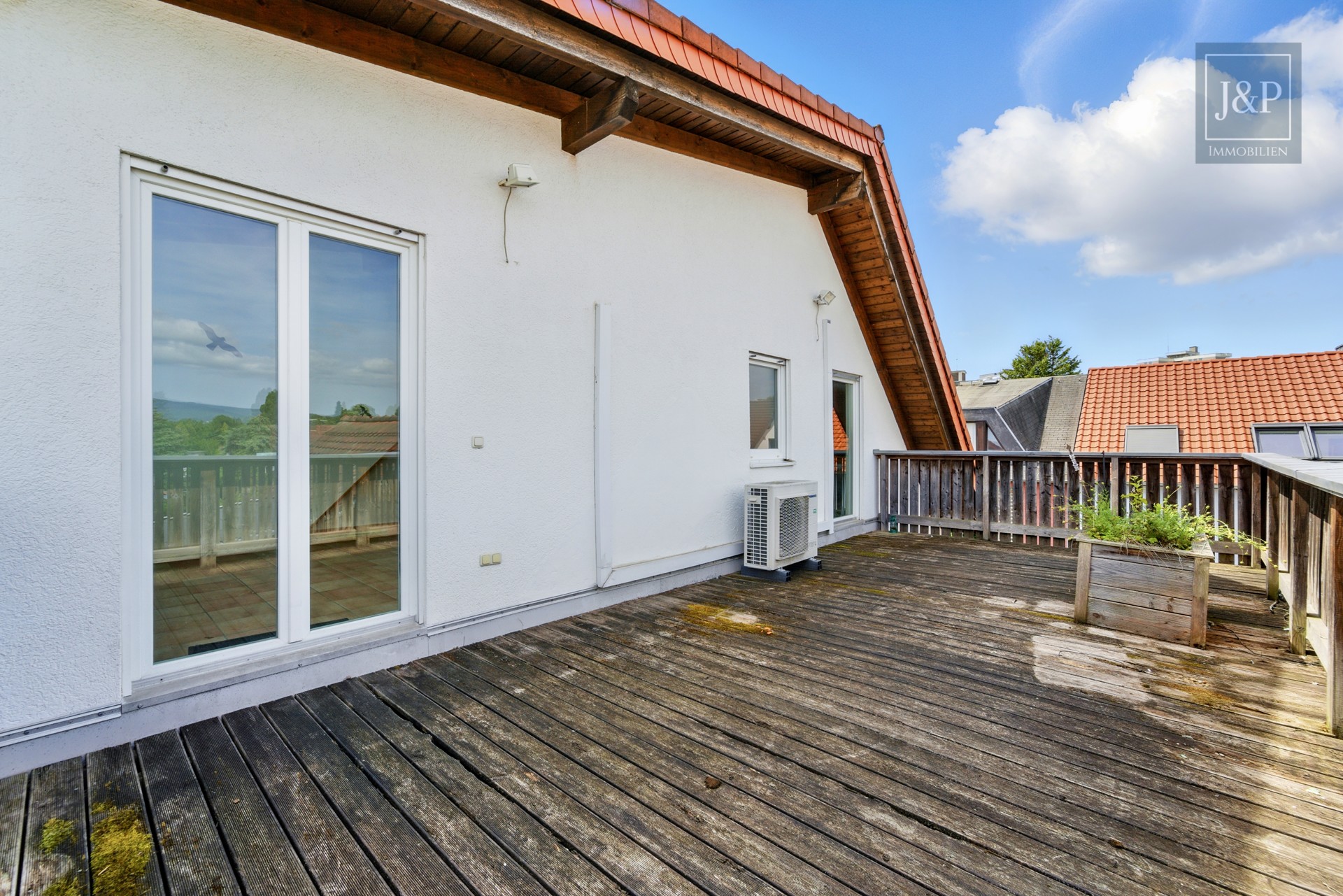 Maisonette-Wohnung mit Dachterrasse und toller Aussicht über Eschborn - Dachterrasse