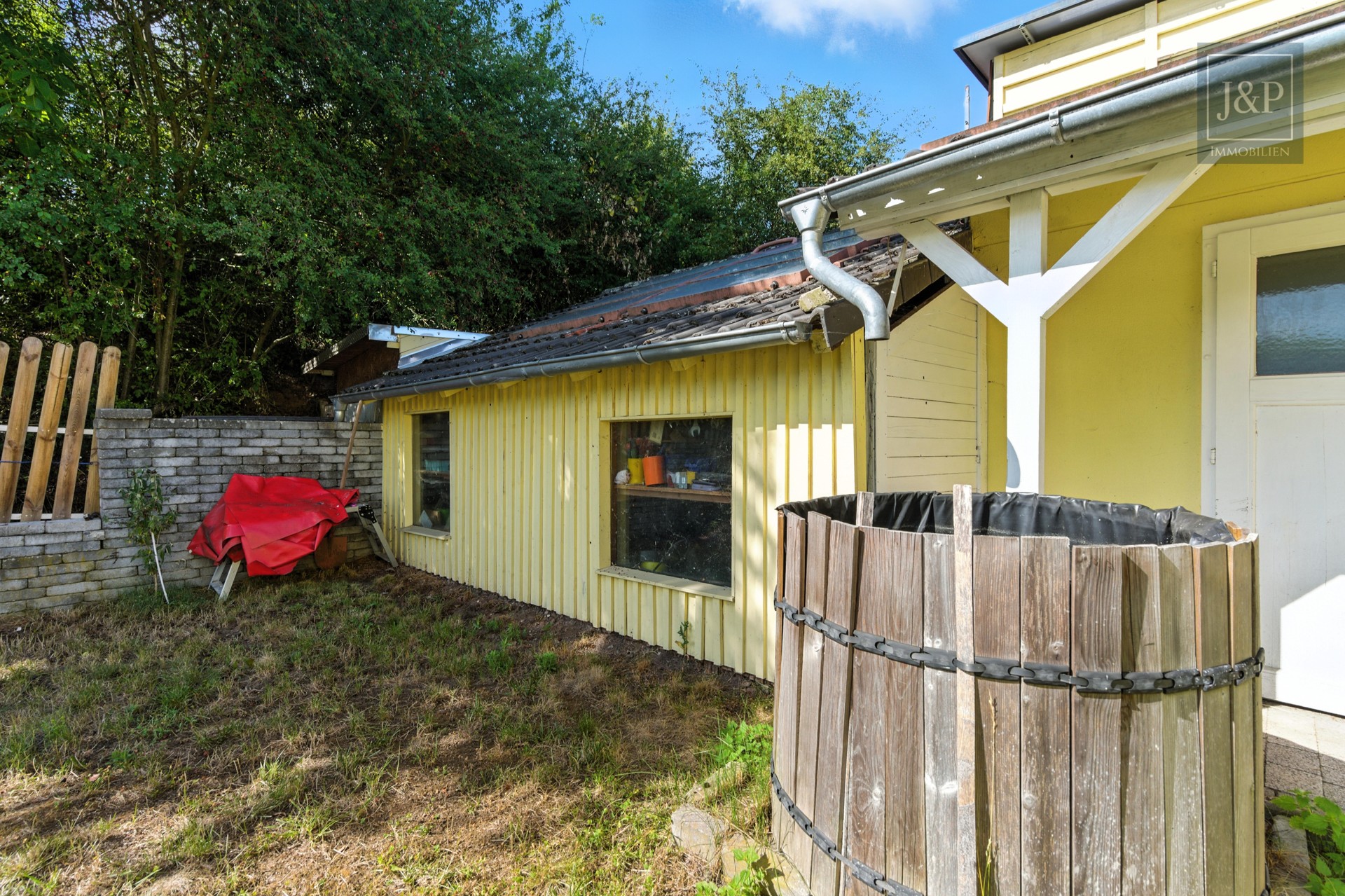Wohnen in verkehrsberuhigter Randlage. Modern, gemütlich & individuell. - Gartenhaus