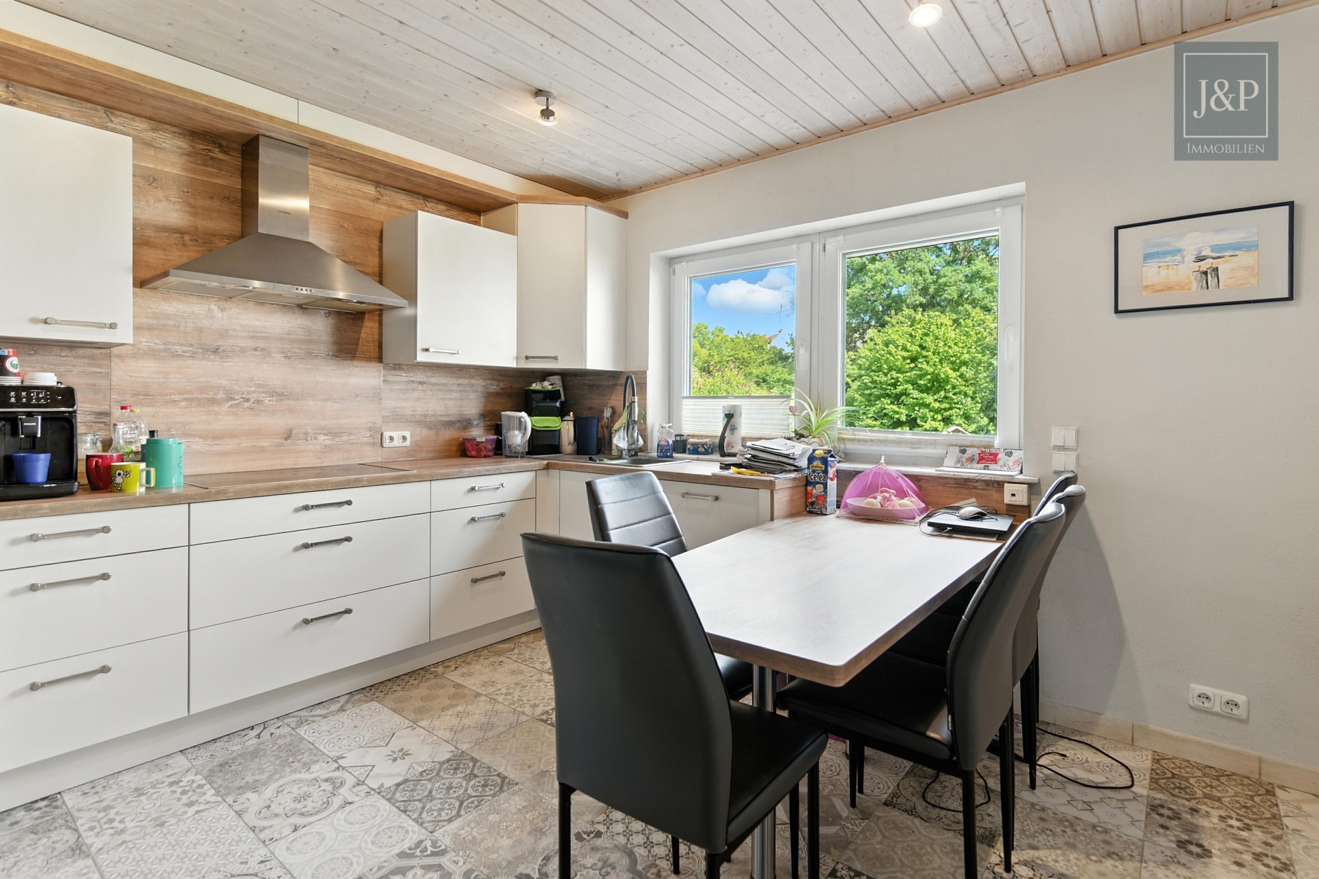 Wohnen in verkehrsberuhigter Randlage. Modern, gemütlich & individuell. - Küche