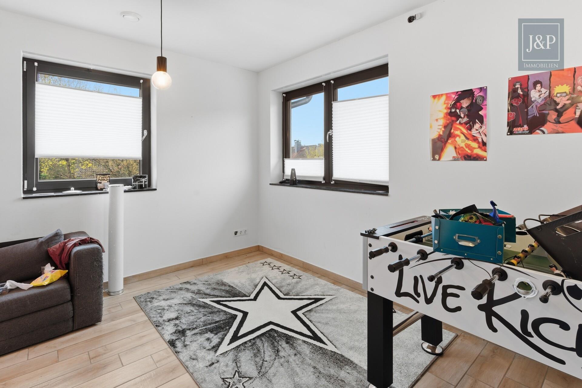 Einfamilienhaus in familienfreundlicher Lage - Ihre Chance zum Eigenheim mit Gestaltungsspielraum - Kinderzimmer