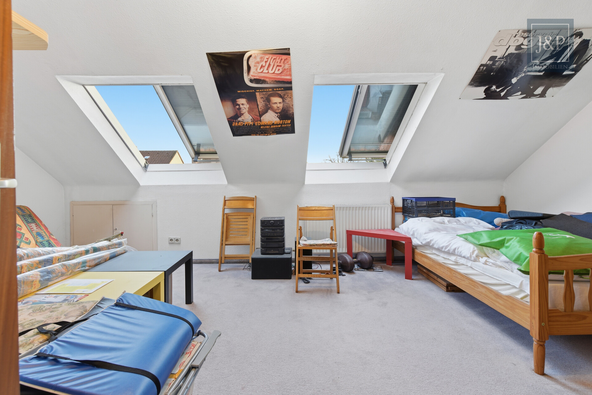 Familienfreundliches Einfamilienhaus in ruhiger & zentraler Lage von Hattersheim - 2. OG Zimmer