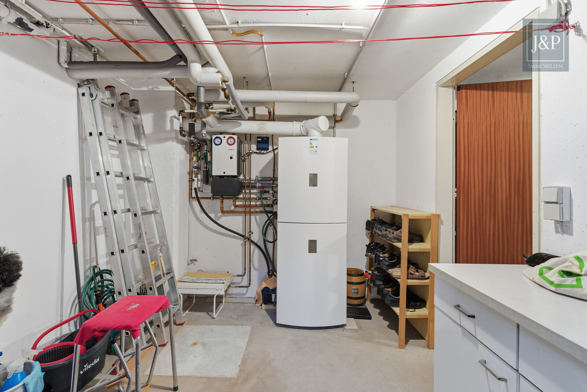 Familienfreundliches Einfamilienhaus in ruhiger & zentraler Lage von Hattersheim - Heizungsraum