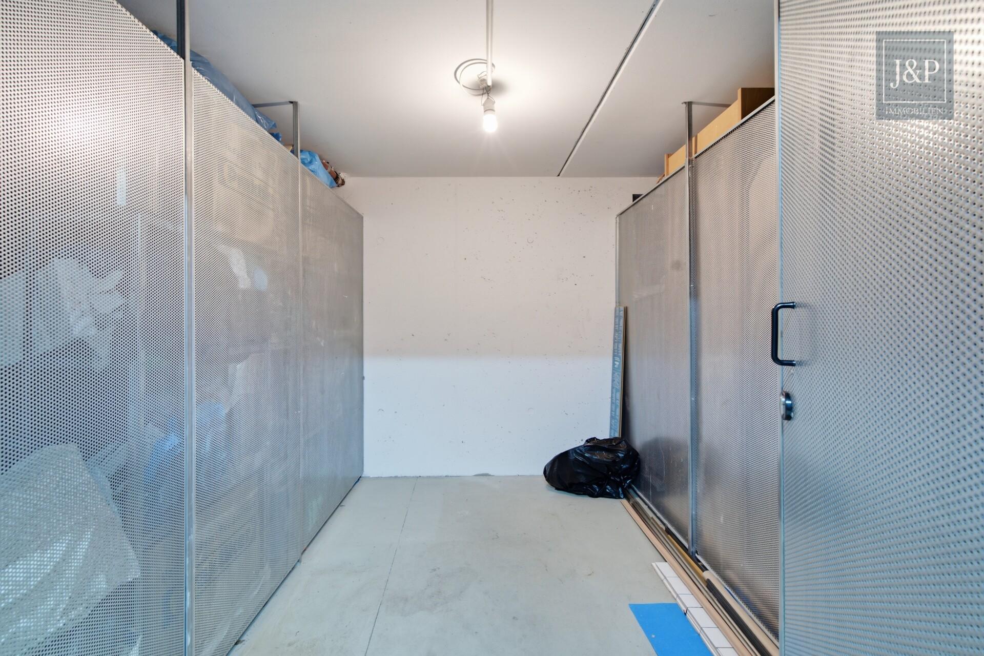 Kurze Wege, großzügiges Wohnen: 3 Zimmer mit Balkon & Tiefgarage in Hattersheim - Kellerabteil