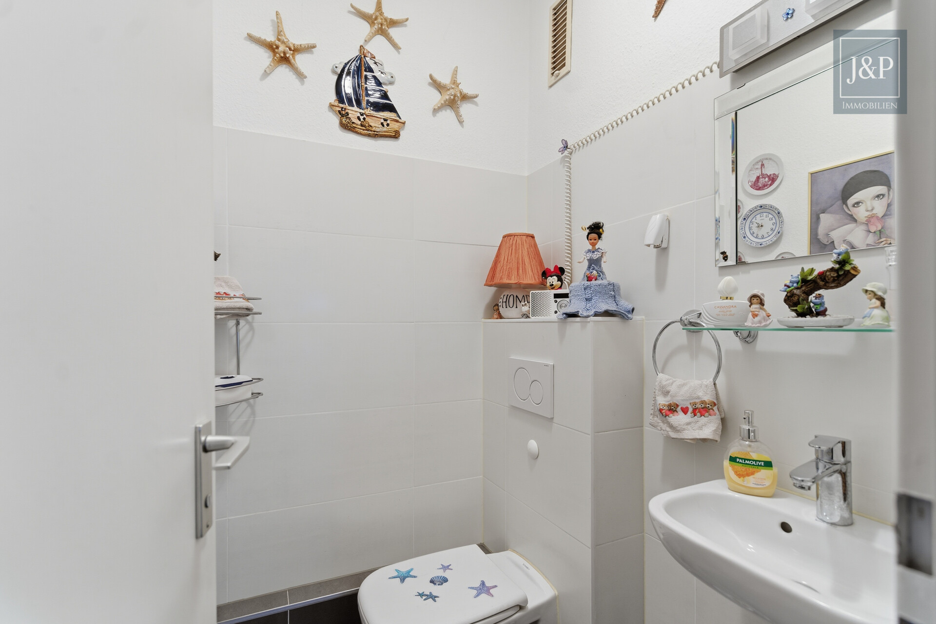 Vermietete 4-Zimmer-Wohnung mit großem Süd-West-Balkon und optionalen TG-Stellplätzen! - Gäste-WC