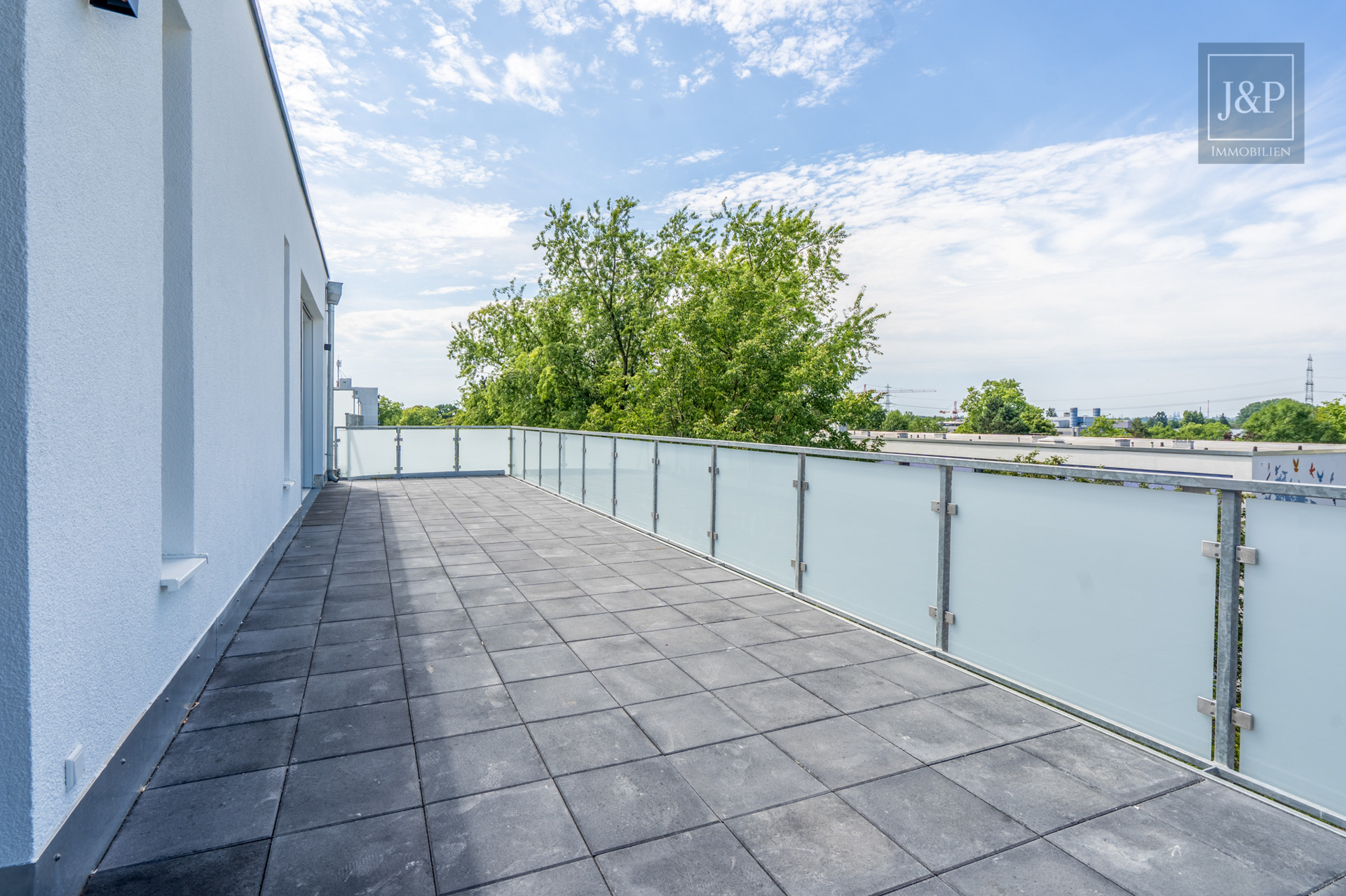 A+, Dachterrasse, Aufzug: Luxuriöses Penthouse mit Weitblick! - Dachterrasse