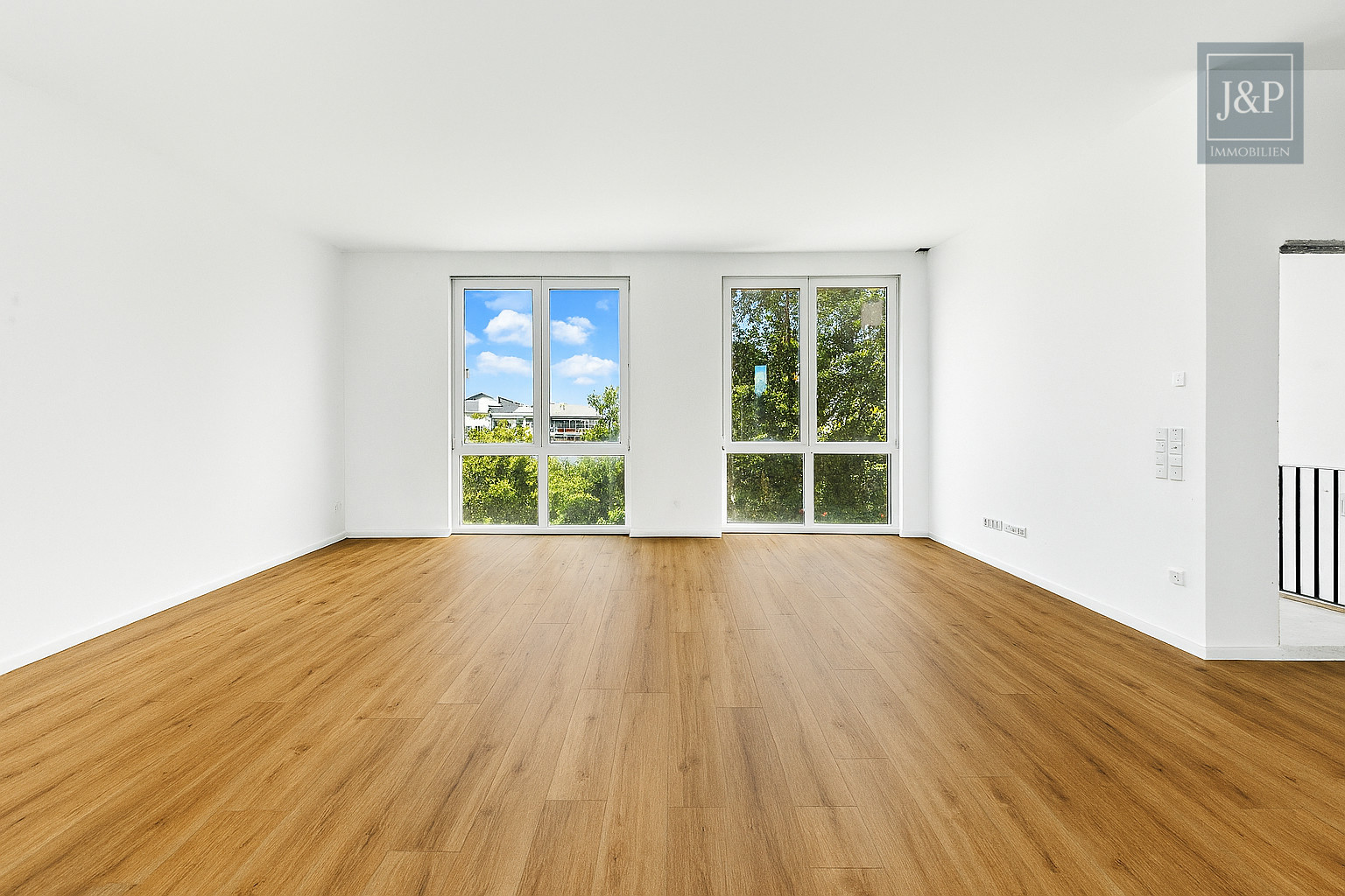 A+, Dachterrasse, Aufzug: Luxuriöses Penthouse mit Weitblick! - Wohnzimmer (Beispiel)