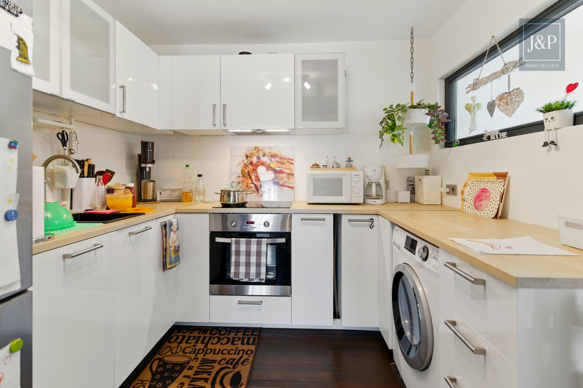 Saniertes & neu-erbautes EFH mit ELW - Familienidylle mit großem Garten, Pool & Sauna - Küche ELW