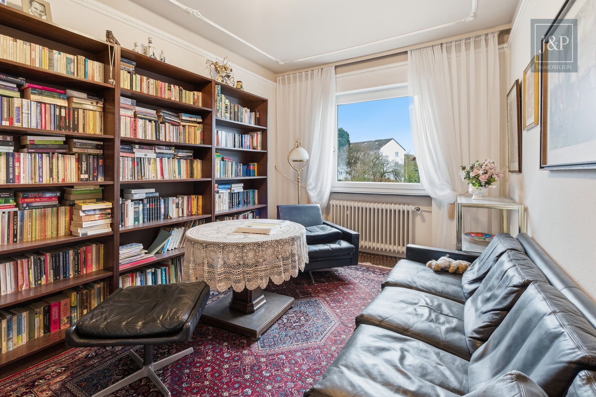 Flexibles Ein- bis Zweifamilienhaus mit großem Garten und viel Platz für die Familie - Zimmer 1 OG