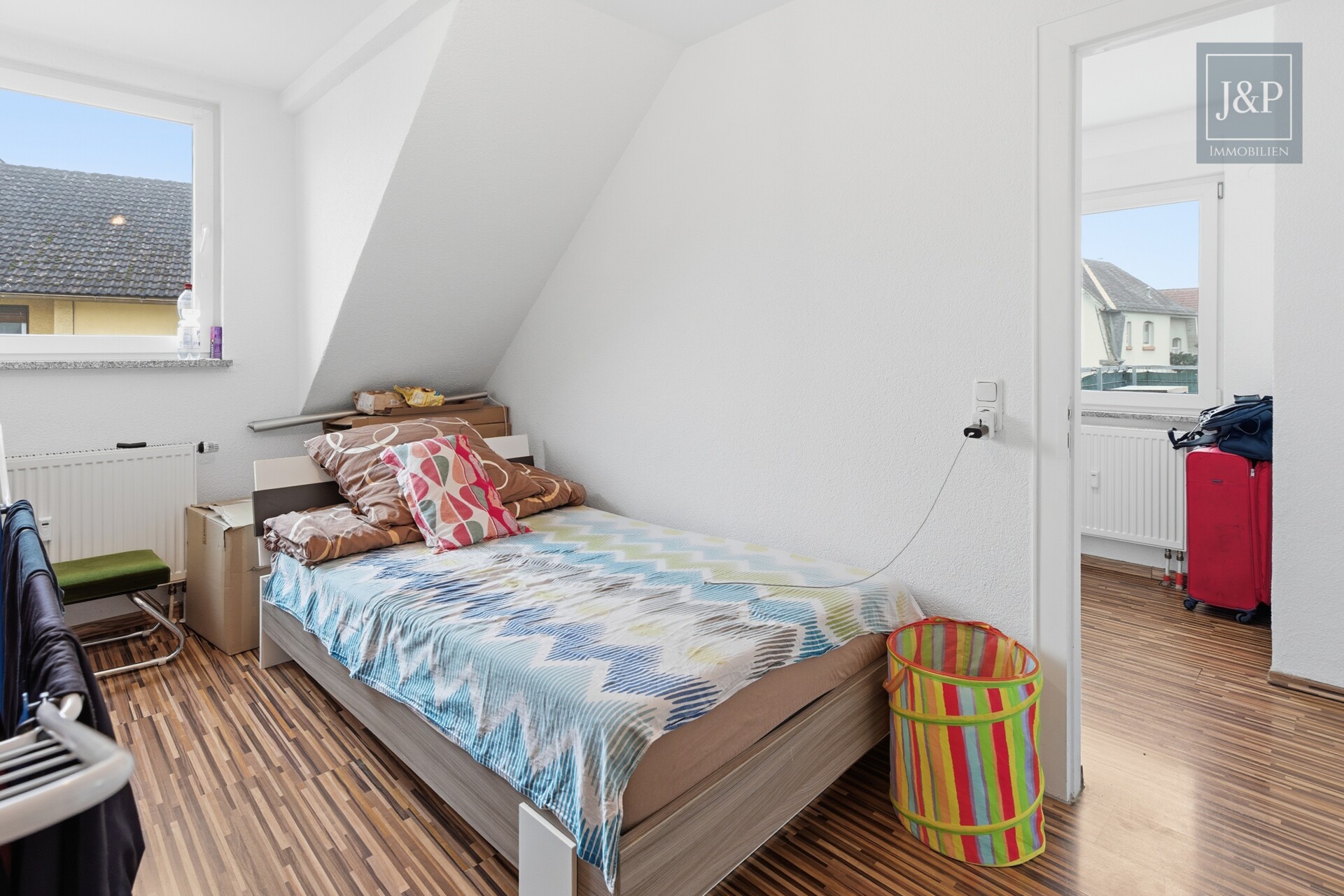 Sanierte DG-Wohnung mit großer Terrasse. Ideal für Kapitalanleger UND Eigennutzer - Arbeitszimmer