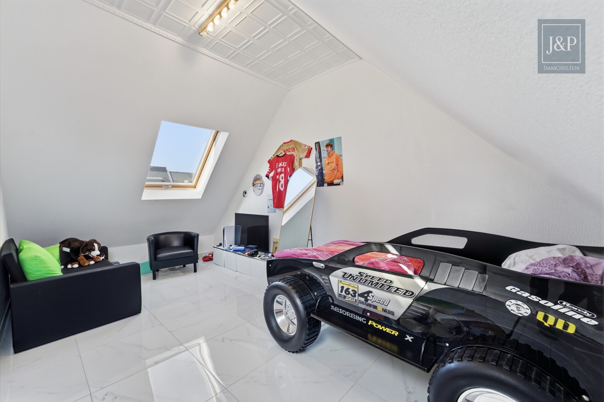 Familienfreundliches Reihenhaus mit Wintergarten & Balkon in ruhiger Anliegerstraße - Schlafzimmer 3