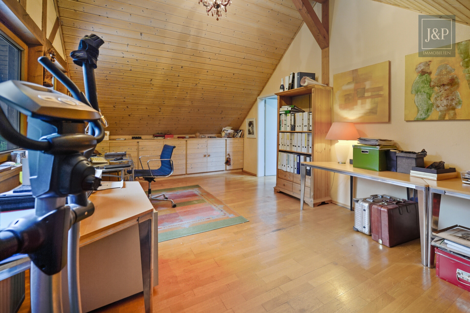 Einzigartiges Jagdhaus mit großem Waldgrundstück - Arbeiten OG