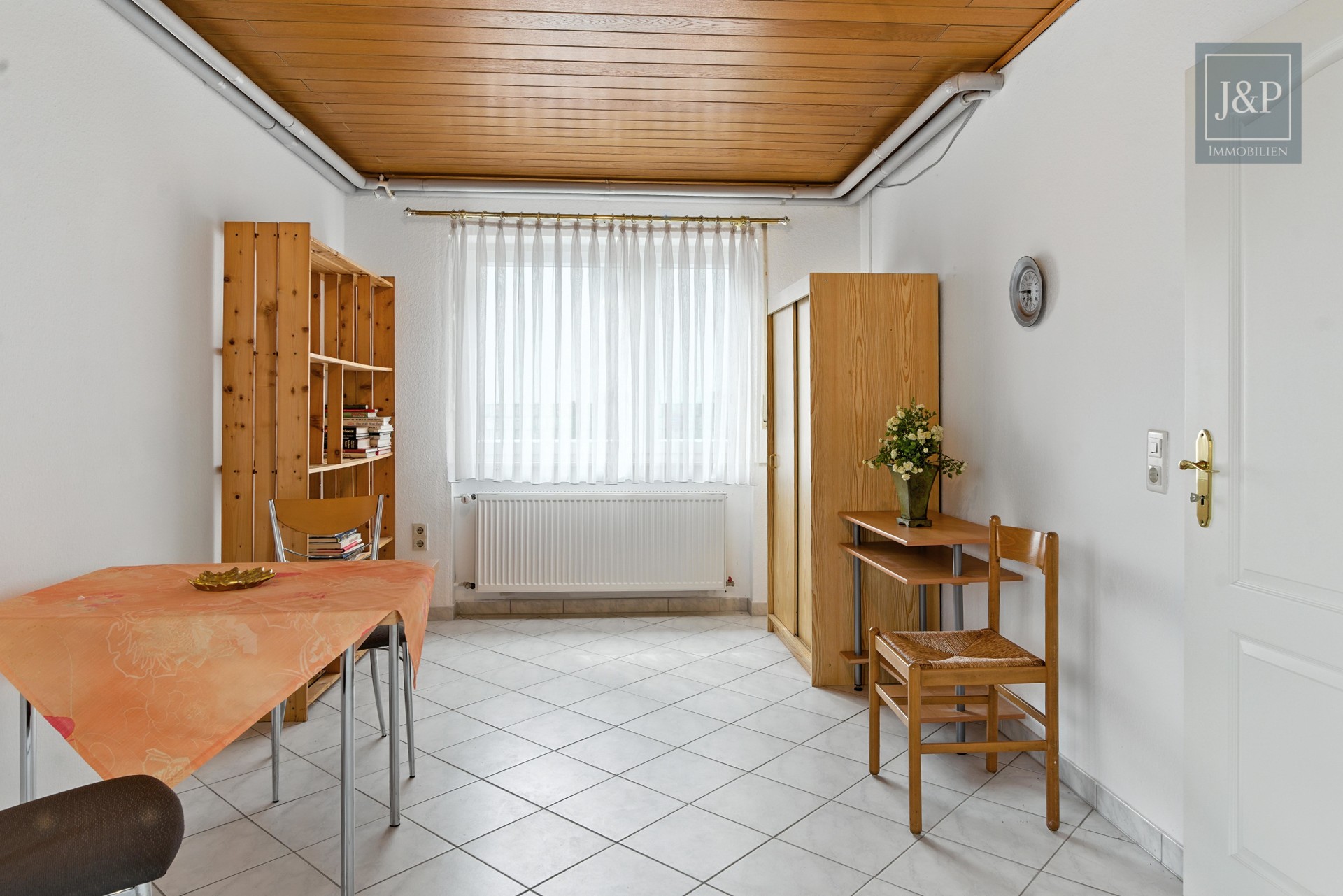 Wohnen auf einer Etage! EFH mit super Aussicht + Souterraineinheit & Ausbaureserve in Finthen - Schlafzimmer Keller