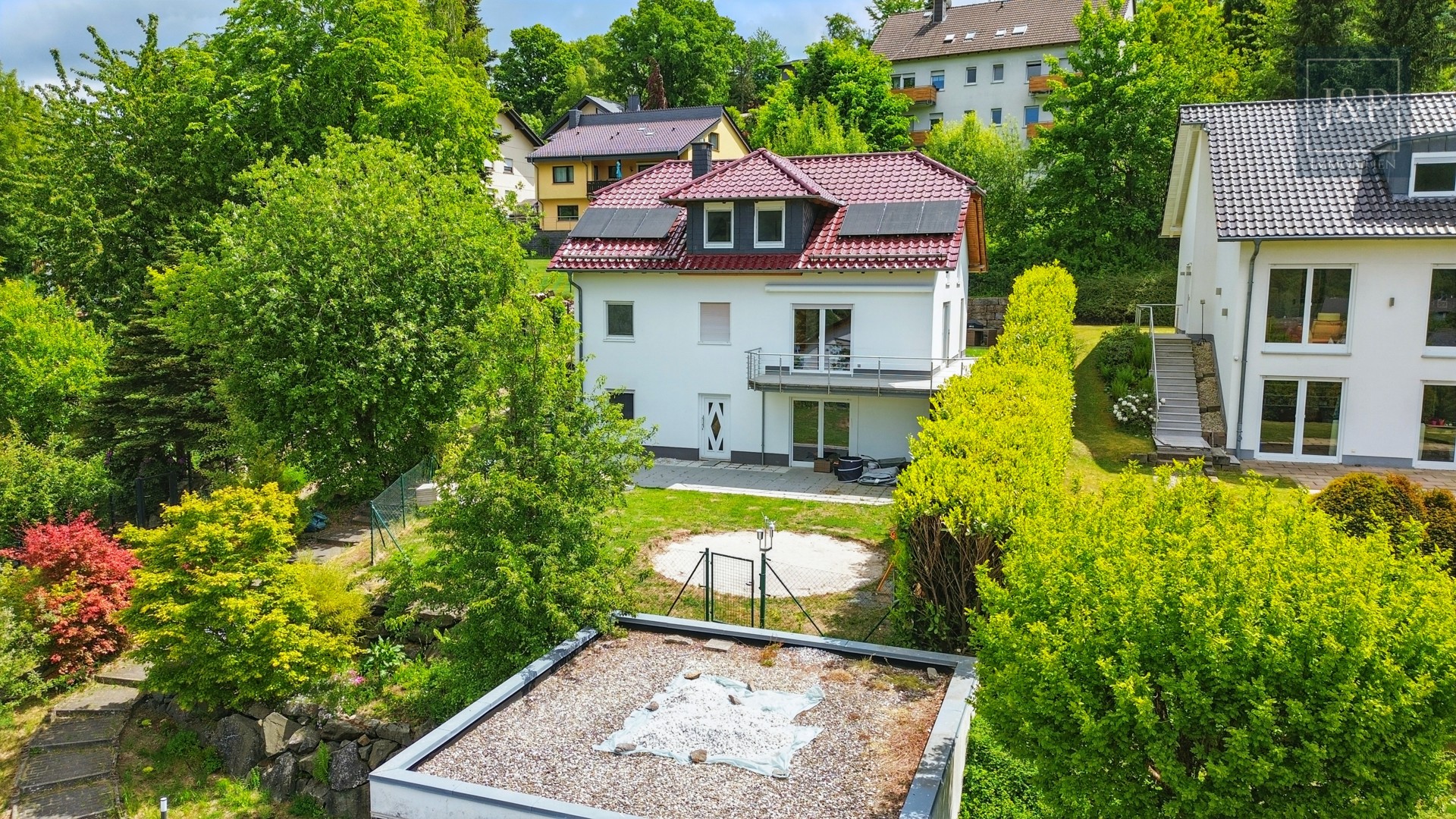 Saniertes & energetisches Einfamilienhaus mit Süd-West Balkon & tollem Blick! (ELW möglich) - Top View