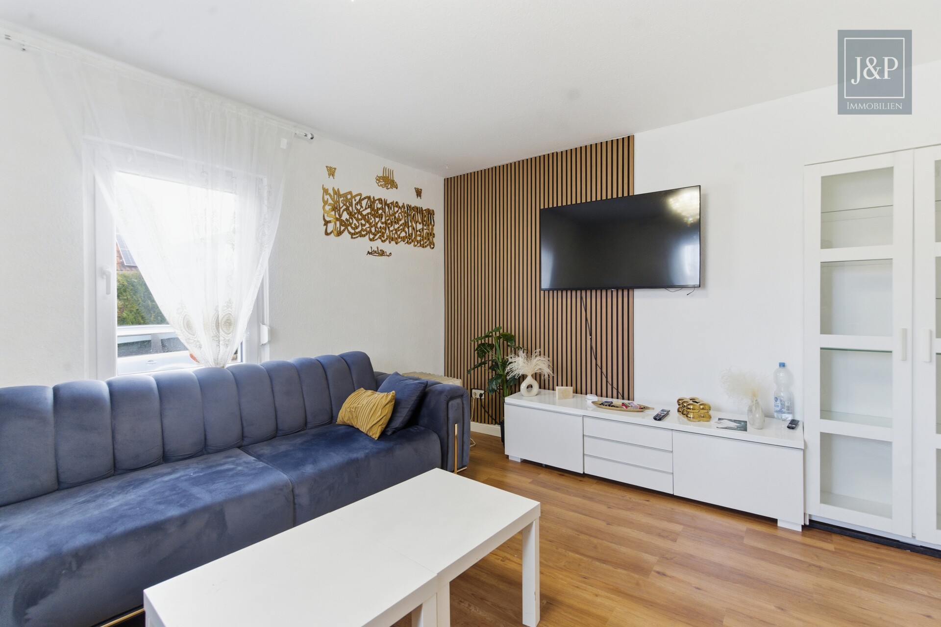 Modernisiert, zentral, voll-vermietet: Attraktives Mehrfamilienensemble in Altenstadt-Höchst! - Wohnung 2