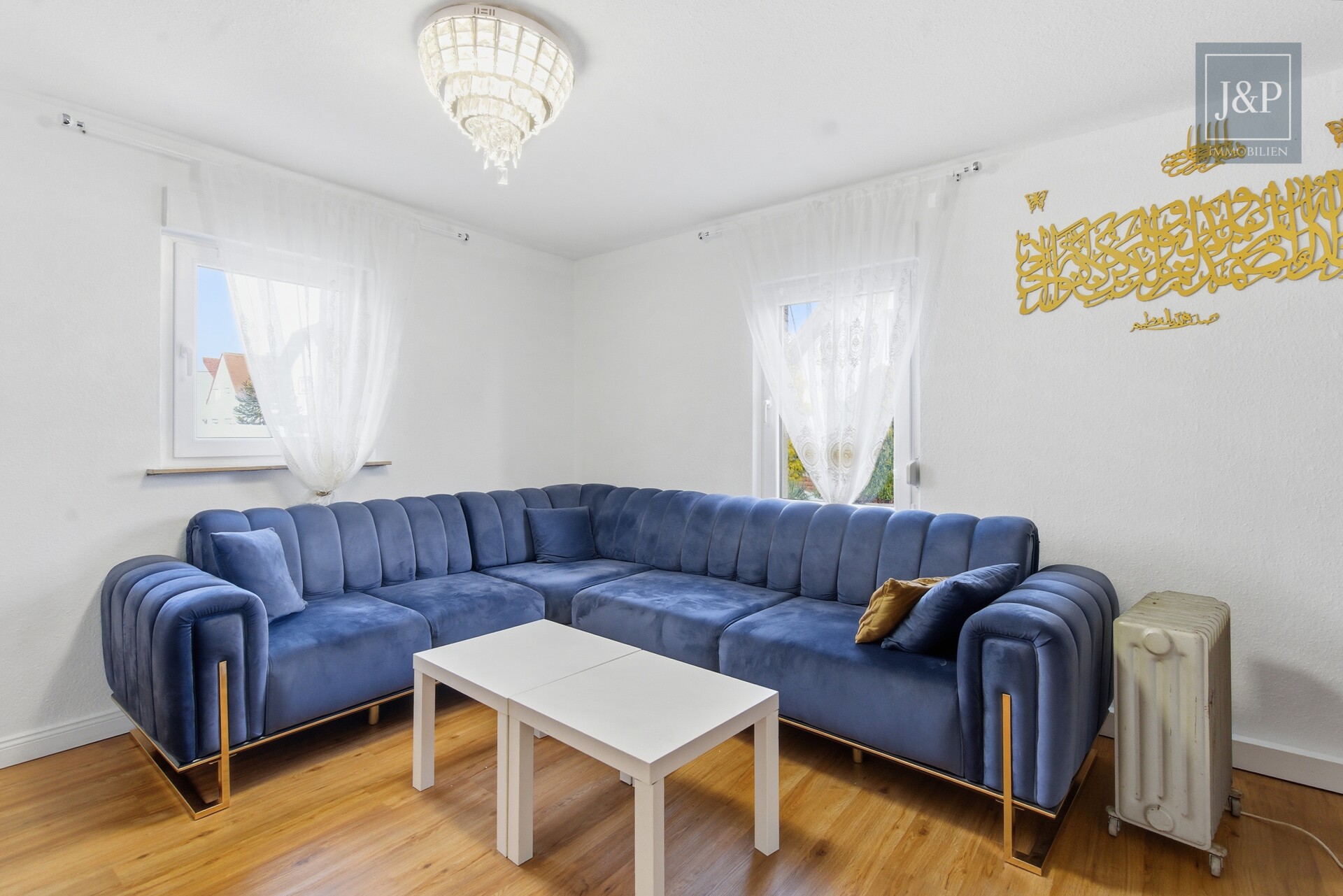 Modernisiert, zentral, voll-vermietet: Attraktives Mehrfamilienensemble in Altenstadt-Höchst! - Wohnung 2