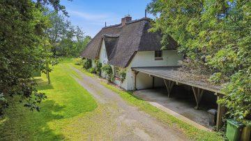 Unter Reet: Einmaliges Wohngefühl im Grünen, 25836 Kirchspiel Garding, Einfamilienhaus