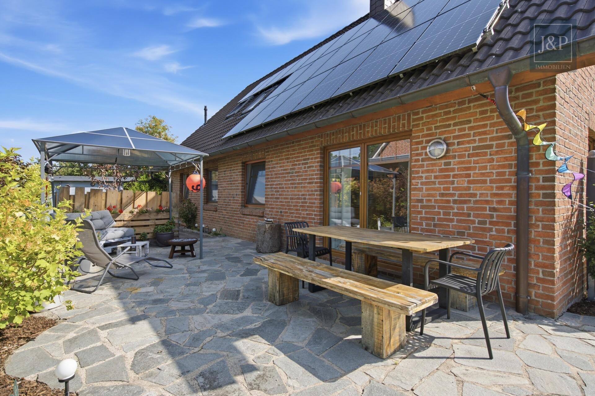 Inkl. Ausbaureserve: Einzugsbereites Wohnjuwel in Sackgassenlage - Terrasse