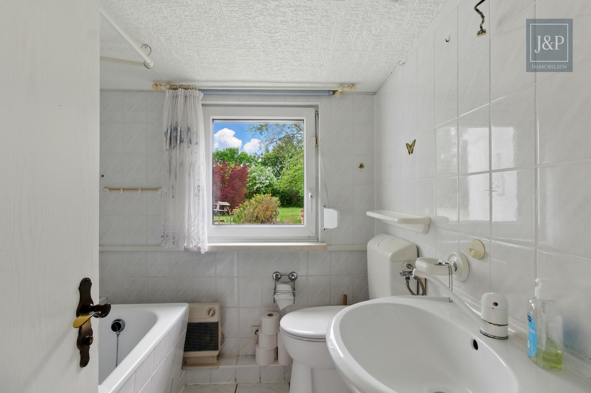 1123 m² Grundstück mit Geschichte – Gelegenheit für Umbau oder Neubau - Badezimmer