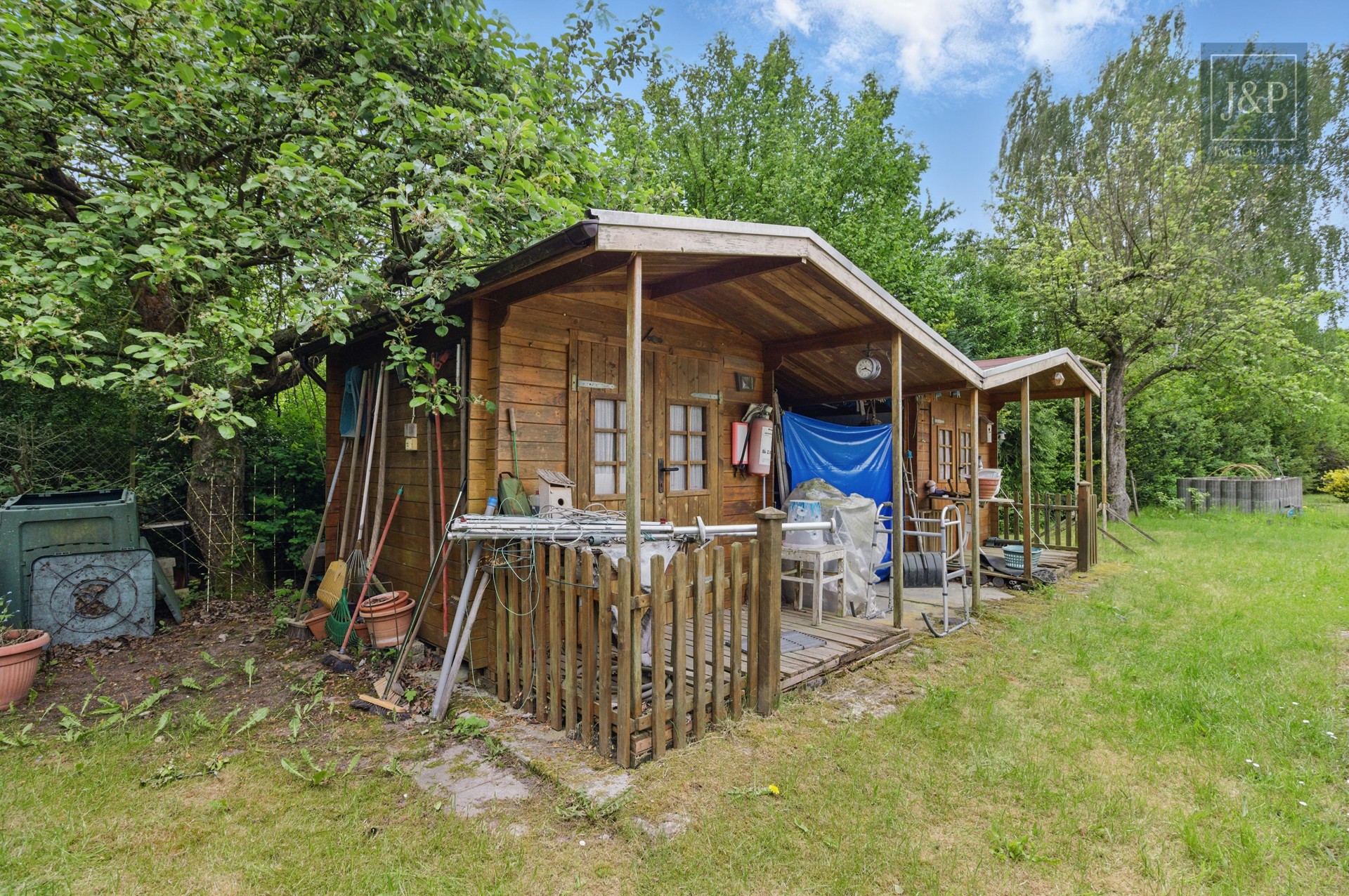 1123 m² Grundstück mit Geschichte – Gelegenheit für Umbau oder Neubau - Gartenhaus