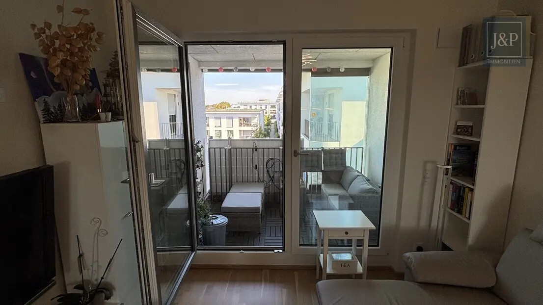 Dachgeschosswohnung in Haar - Wohnzimmer