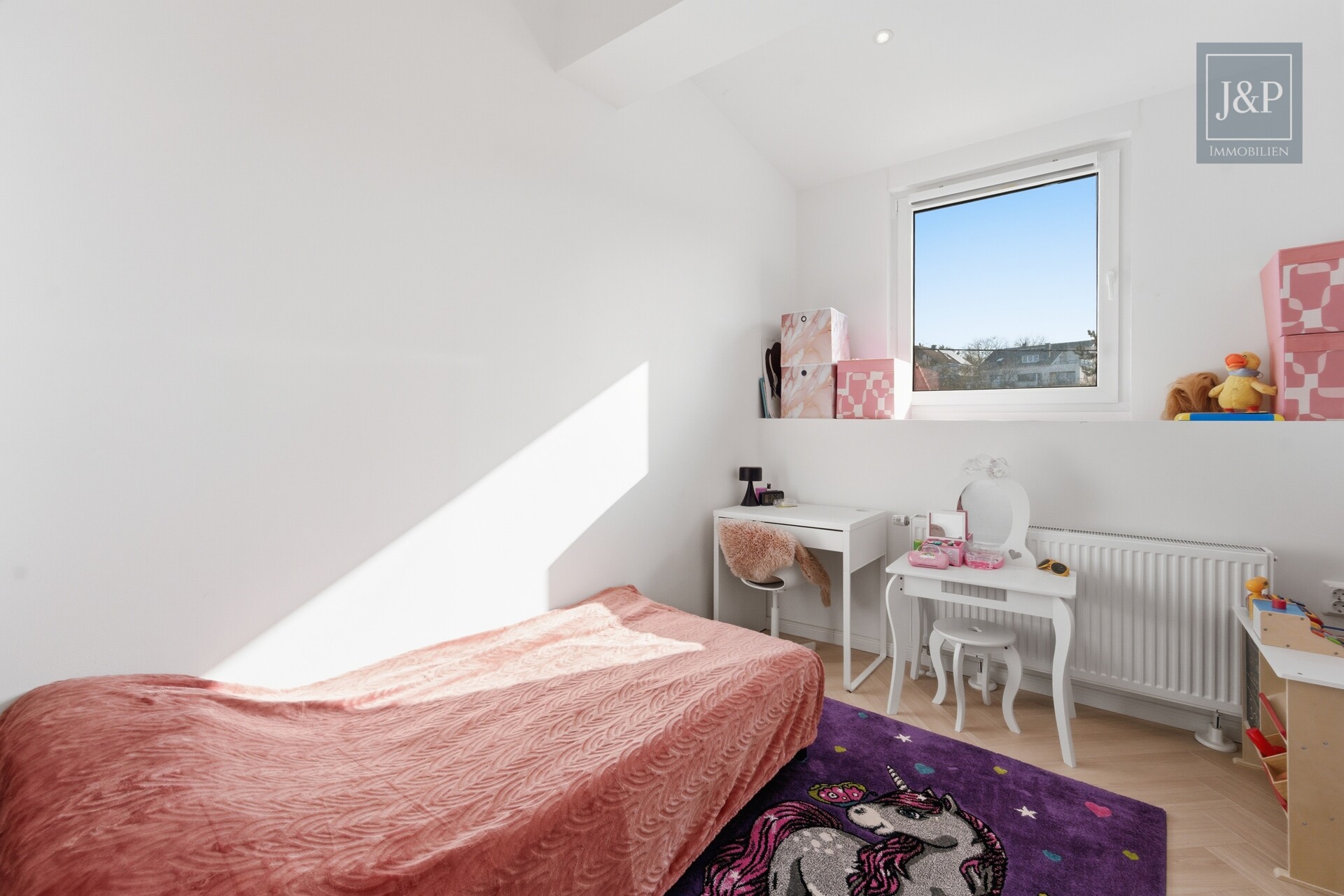 Zwei Häuser – ein Zuhause: Komplett sanierte Einfamilienhäuser für Familien in Mainz-Dexheim - Zimmer 2 Haus 1