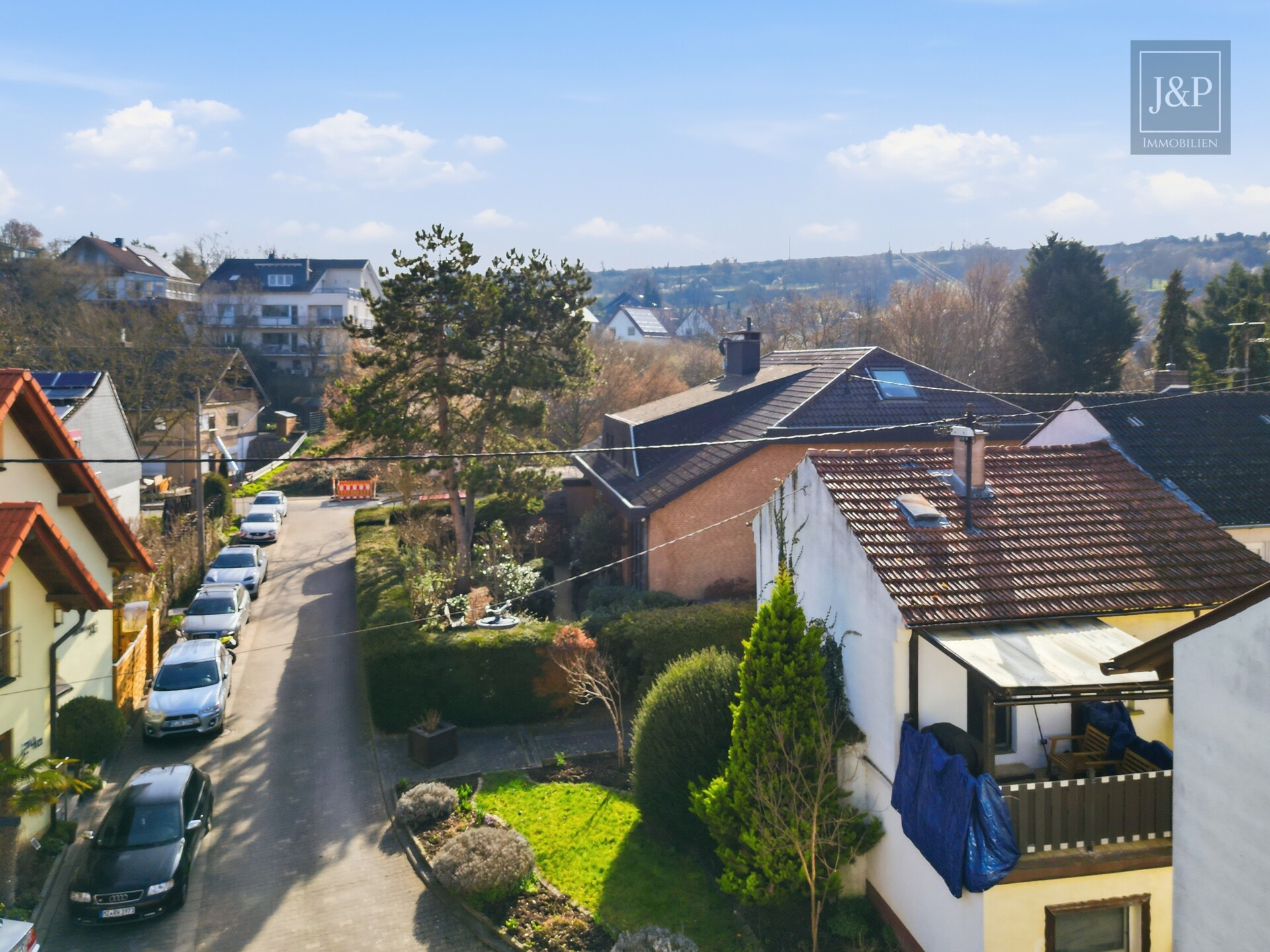Zwei Häuser – ein Zuhause: Komplett sanierte Einfamilienhäuser für Familien in Mainz-Dexheim - Umgebung