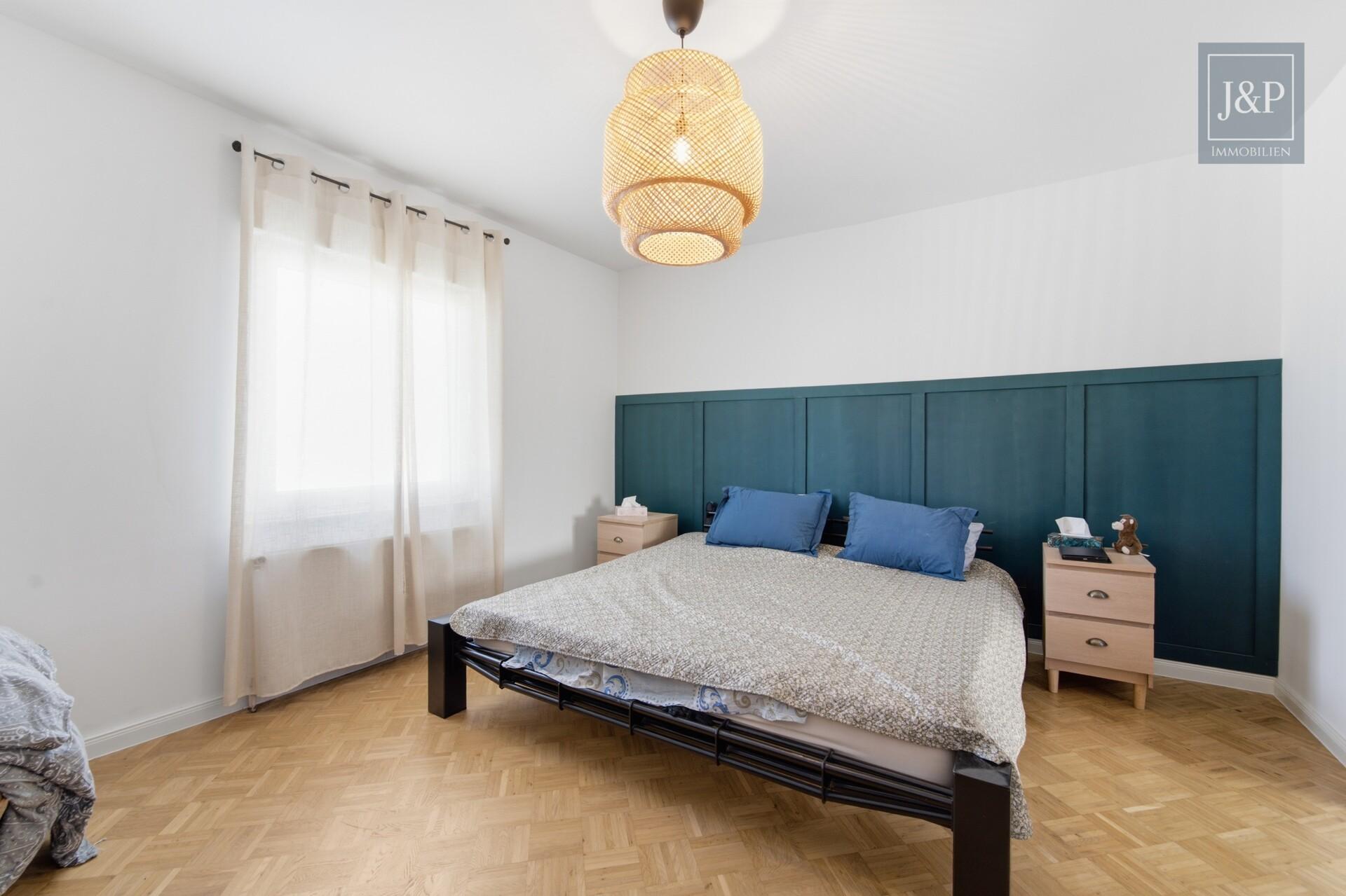 Charmantes Einfamilienhaus mit Traumgarten und Sauna in Rüsselsheim - Zimmer 2 OG