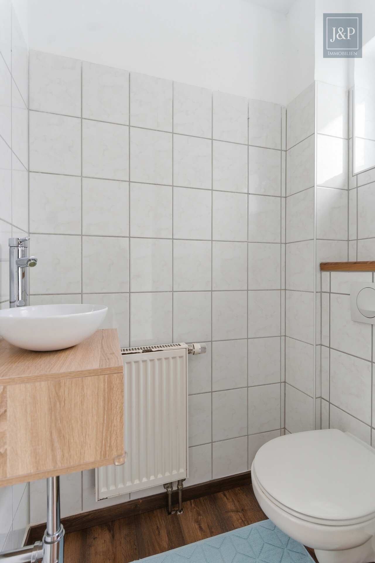 Viel Platz, viel Licht, viel Lebensqualität – bezugsfreie Doppelhaushälfte in ruhiger Umgebung! - Gäste-WC