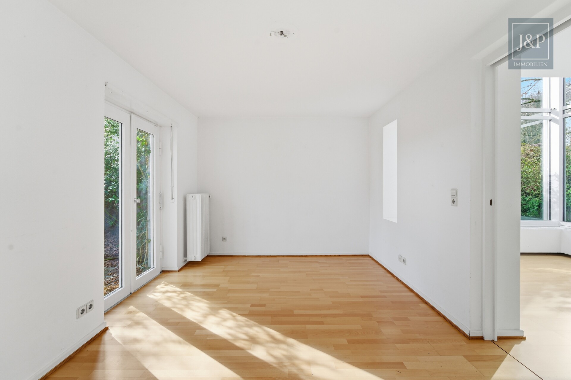 Einzigartige Architekten-Villa mit Panorama & Potenzial – Traumlage in Hofheim am Taunus - Schlafzimmer 1