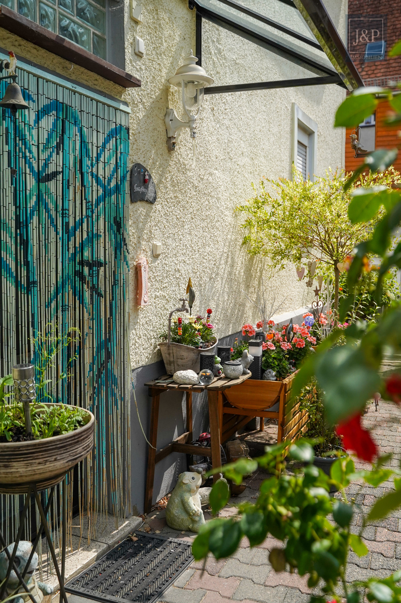 Vielseitiges Wohn- und Geschäftshaus in zentraler Lage von Oberursel! - Hof