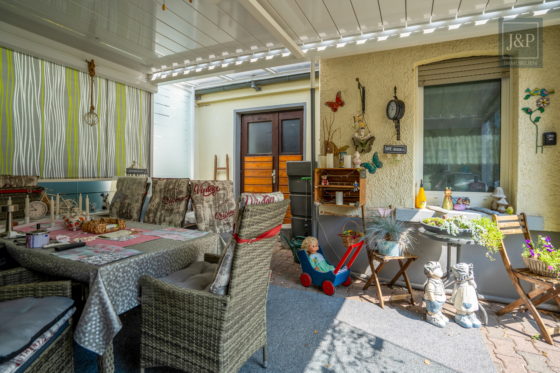 Vielseitiges Wohn- und Geschäftshaus in zentraler Lage von Oberursel! - Wintergarten