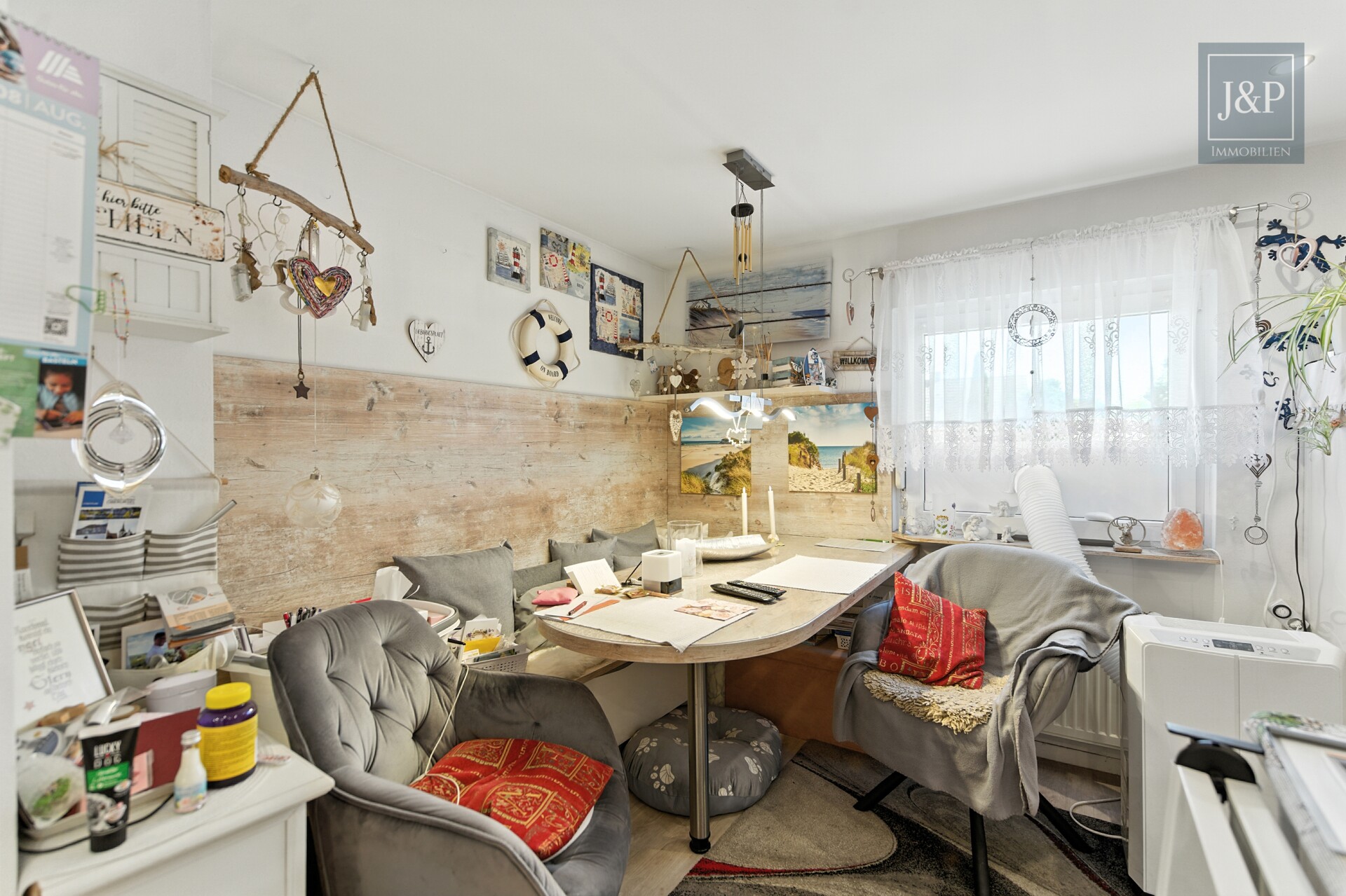 Vielseitiges Wohn- und Geschäftshaus in zentraler Lage von Oberursel! - Küche 2-Zimmer-Wohnung OG