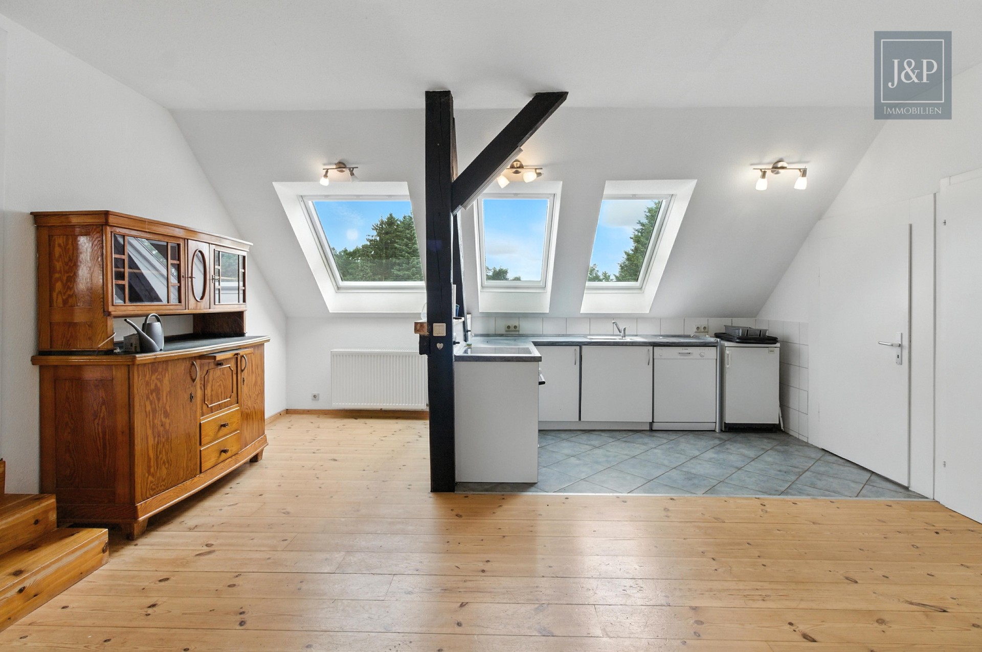Historisches Bauernhaus mit Einliegerwohnungen, Scheune und großem Grundstück - Dachgeschoss