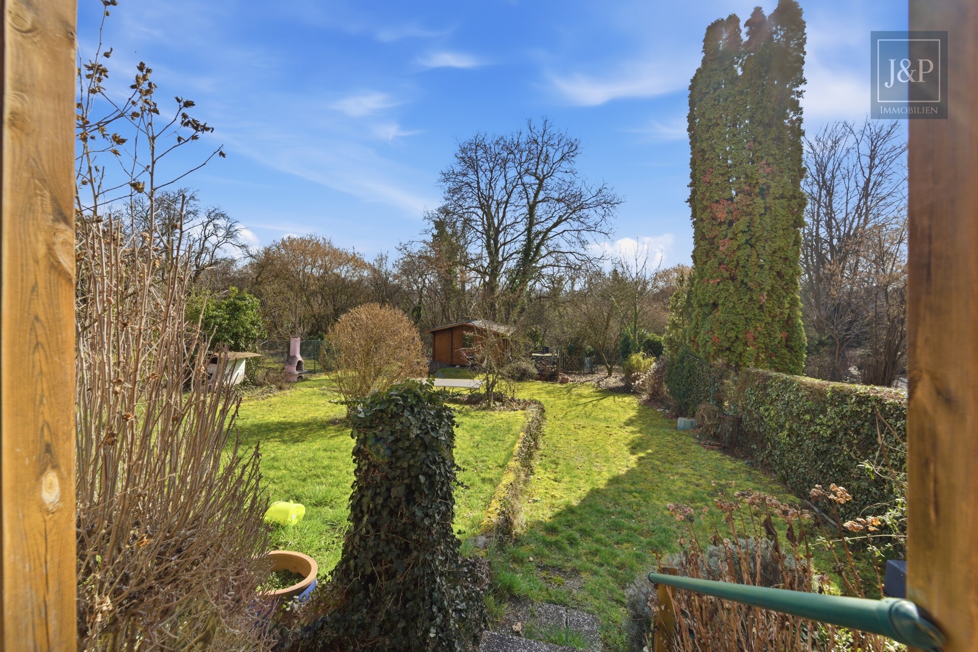 Altbau in Toplage Bergen-Enkheim | Weitblick | Naturschutzgebiet | Sanierungsobjekt - Pavillion
