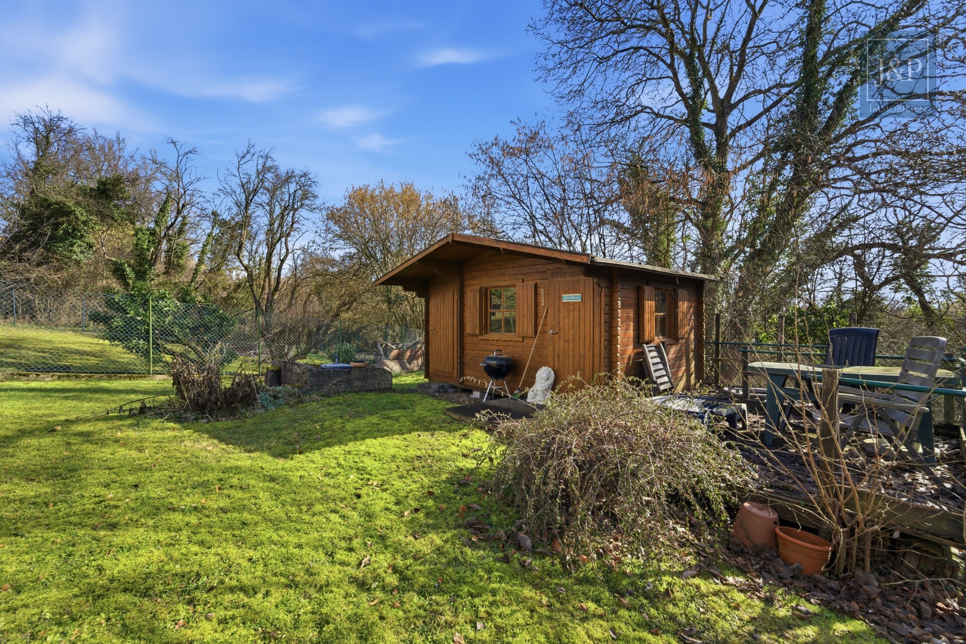 Altbau in Toplage Bergen-Enkheim | Weitblick | Naturschutzgebiet | Sanierungsobjekt - Garten