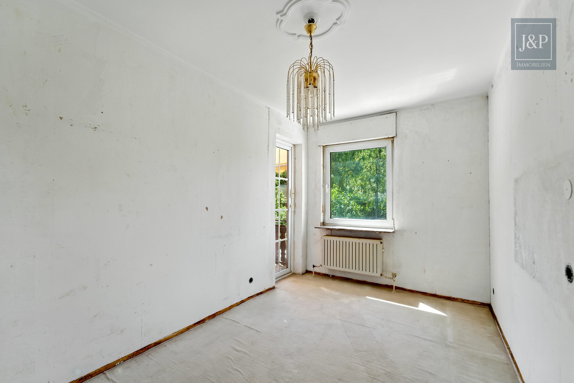 Renovierungsbedürftiges Reihenmittelhaus in ruhiger Lage mit großem Garten - OG Schlafzimmer 3