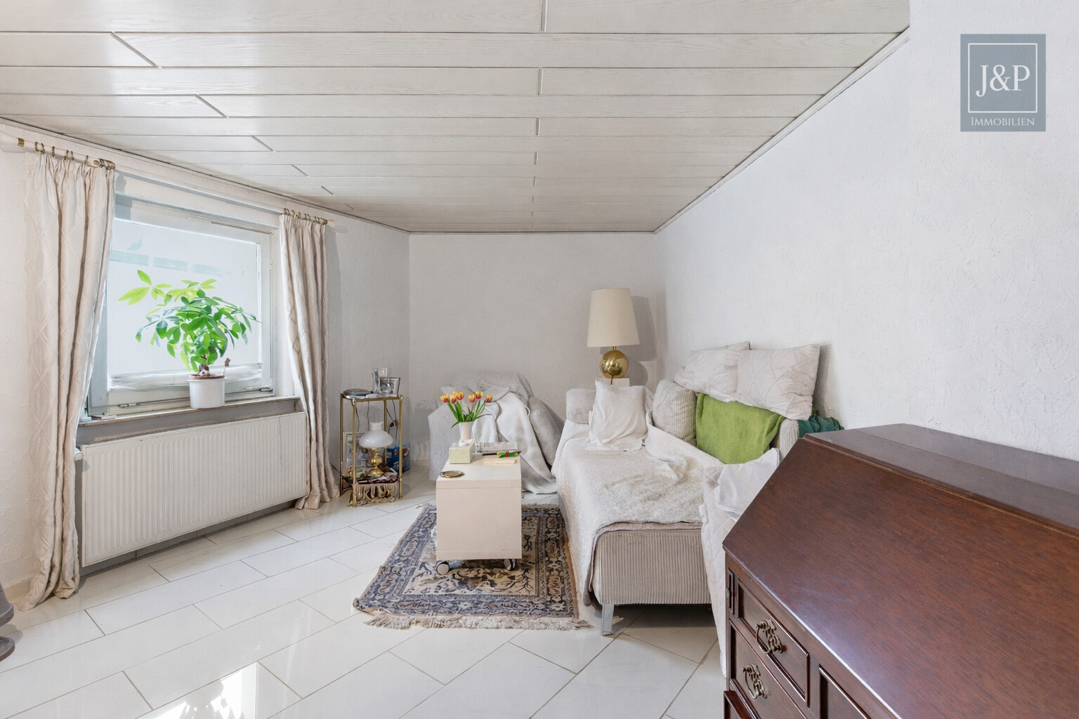 Einfamilienhaus in Frankfurt-Rödelheim | Garten | ruhige Parklage | Bauland - Wohnzimmer