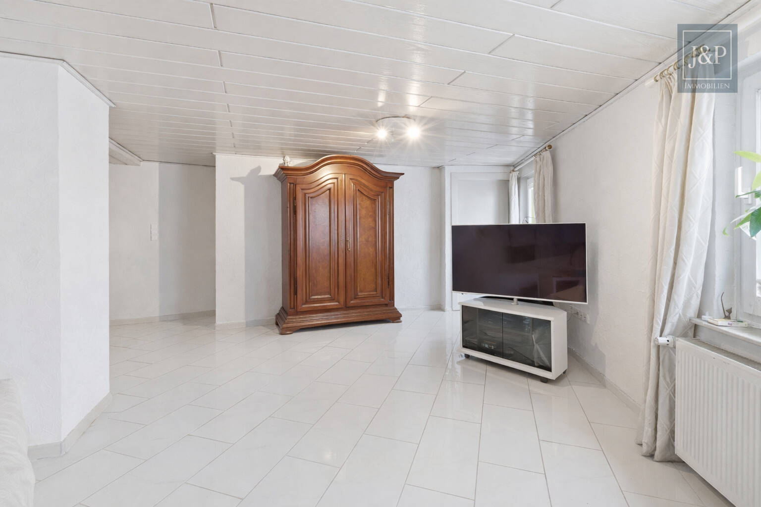 Einfamilienhaus in Frankfurt-Rödelheim | Garten | ruhige Parklage | Bauland - Wohnzimmer