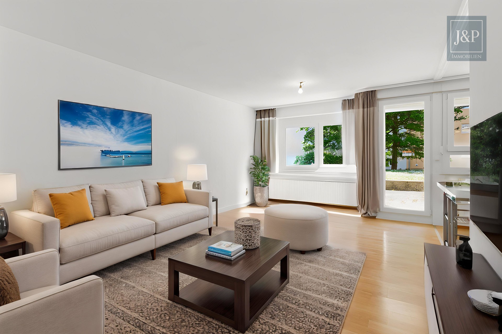 Modernisierte und naturnahe 2-Zimmer-Wohnung mit großzügiger Terrasse! - Wohnzimmer (Beispiel)