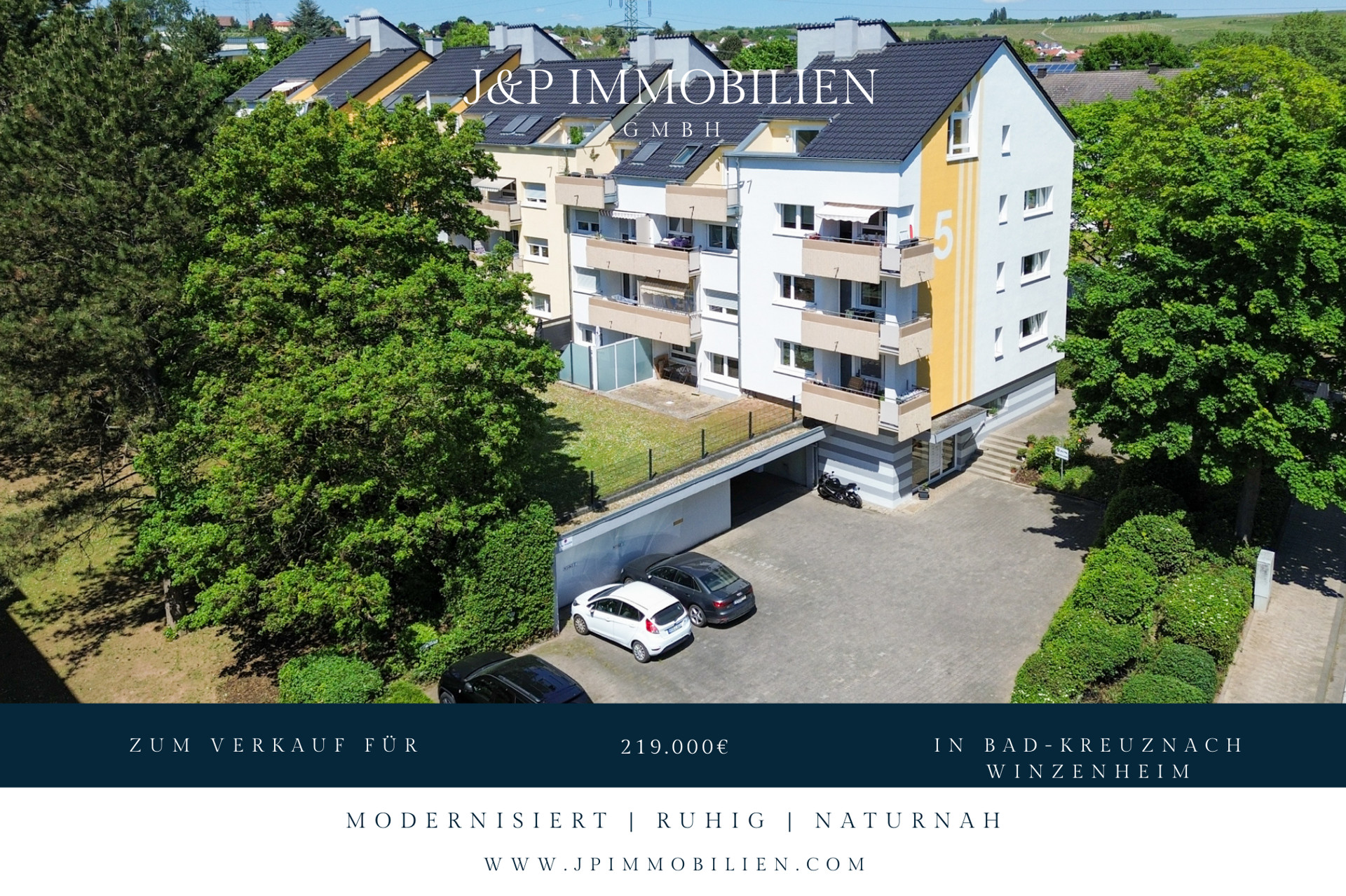Modernisierte und naturnahe 2-Zimmer-Wohnung mit großzügiger Terrasse! - Titelbild