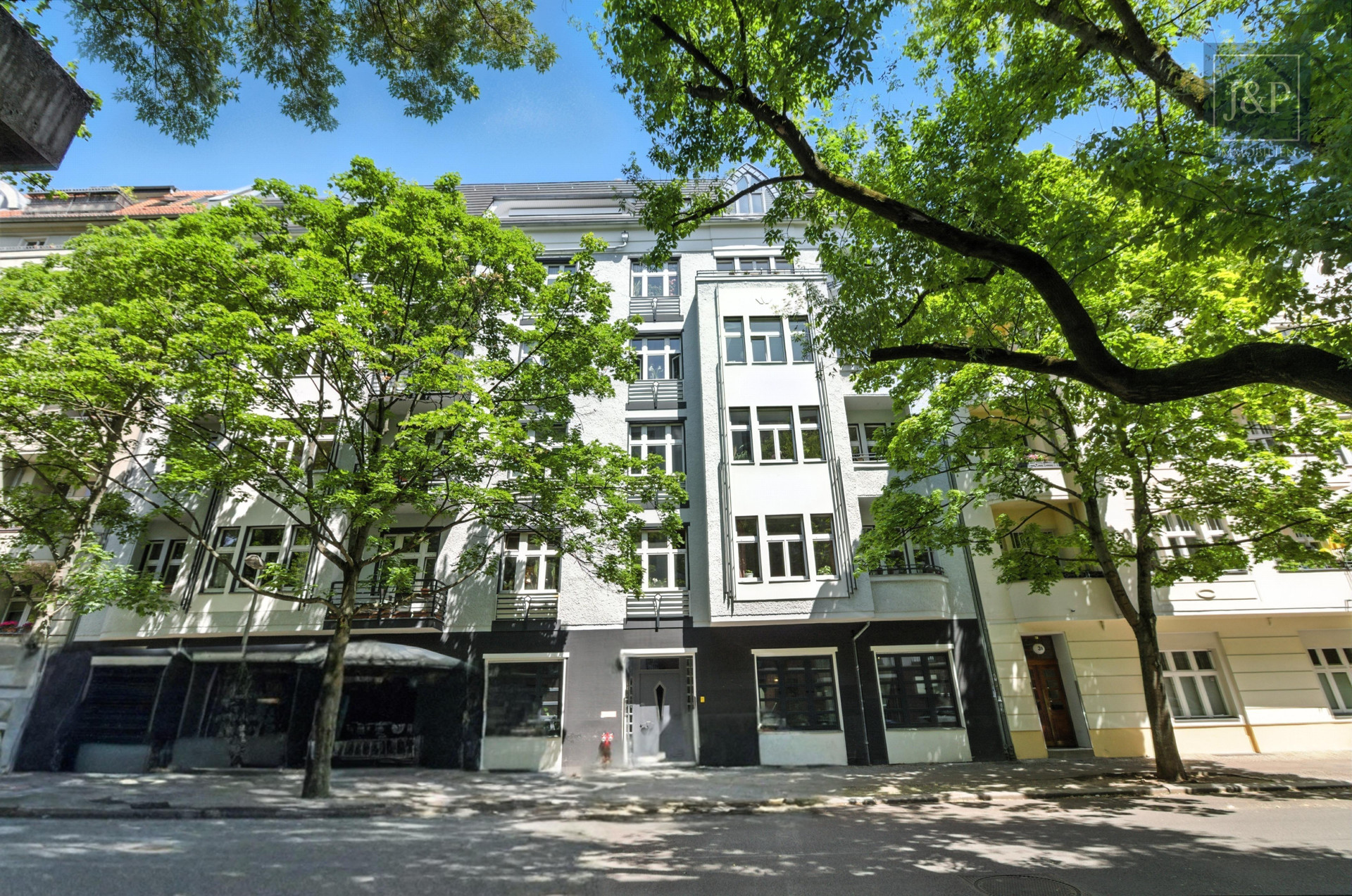 Bezugsfreie 2-Zi-EG-Wohnung mit Terrasse – Toplage nahe Helmholtzkiez - Außenansicht