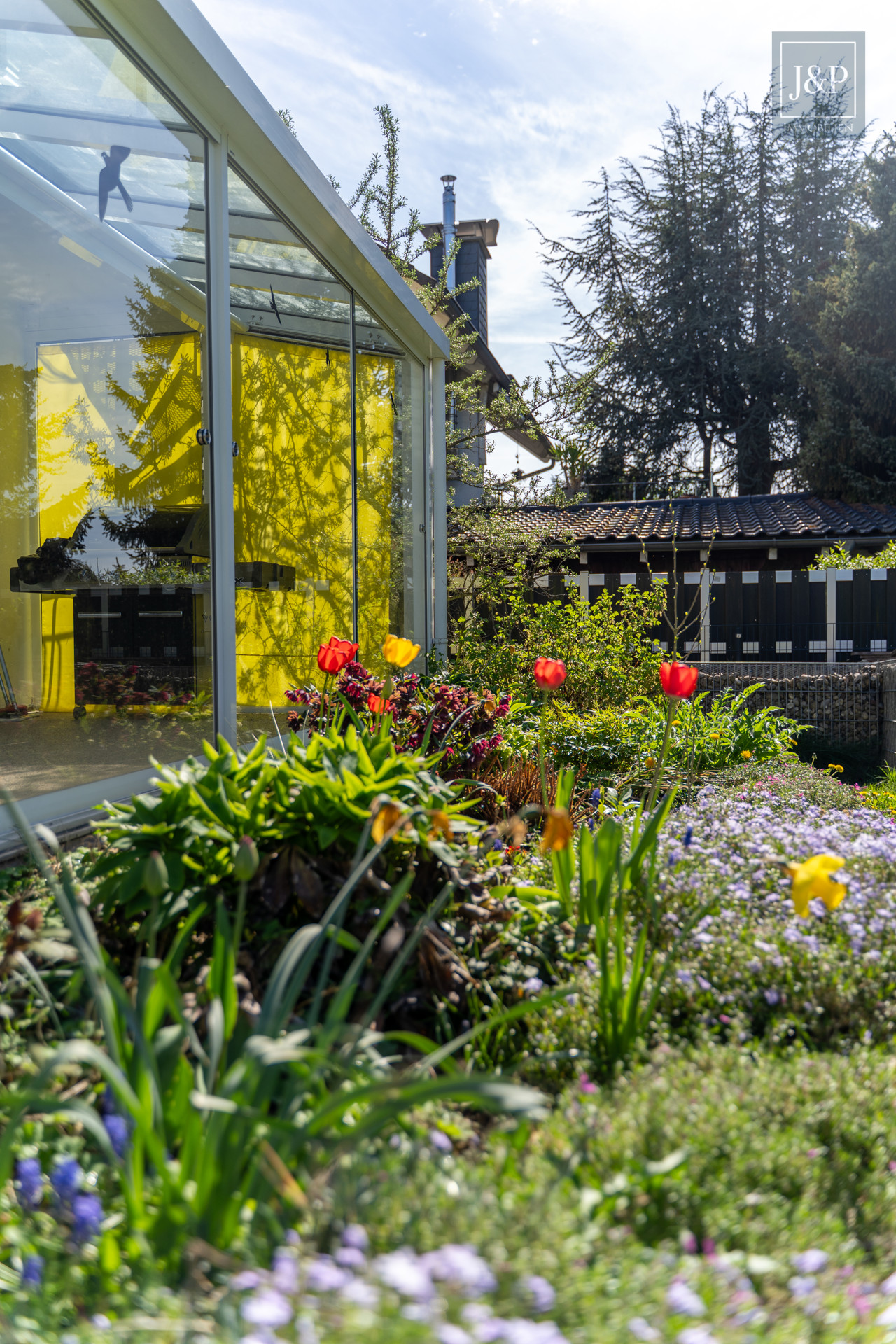 Ein Zuhause für Generationen – modernisiertes Mehrfamilienhaus in zentraler Lage von Bruchköbel! - Garten