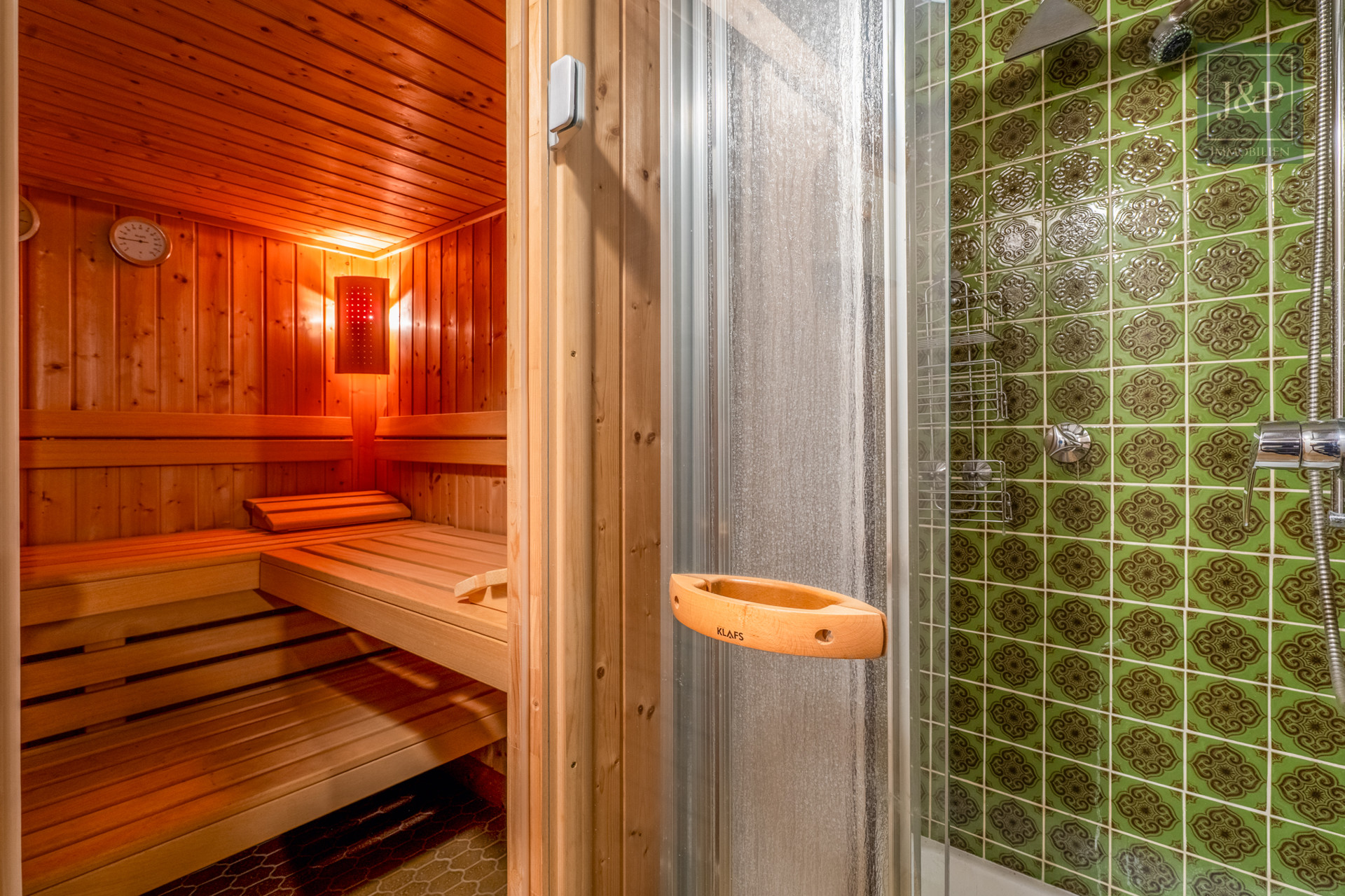 Ein Zuhause für Generationen – modernisiertes Mehrfamilienhaus in zentraler Lage von Bruchköbel! - Sauna