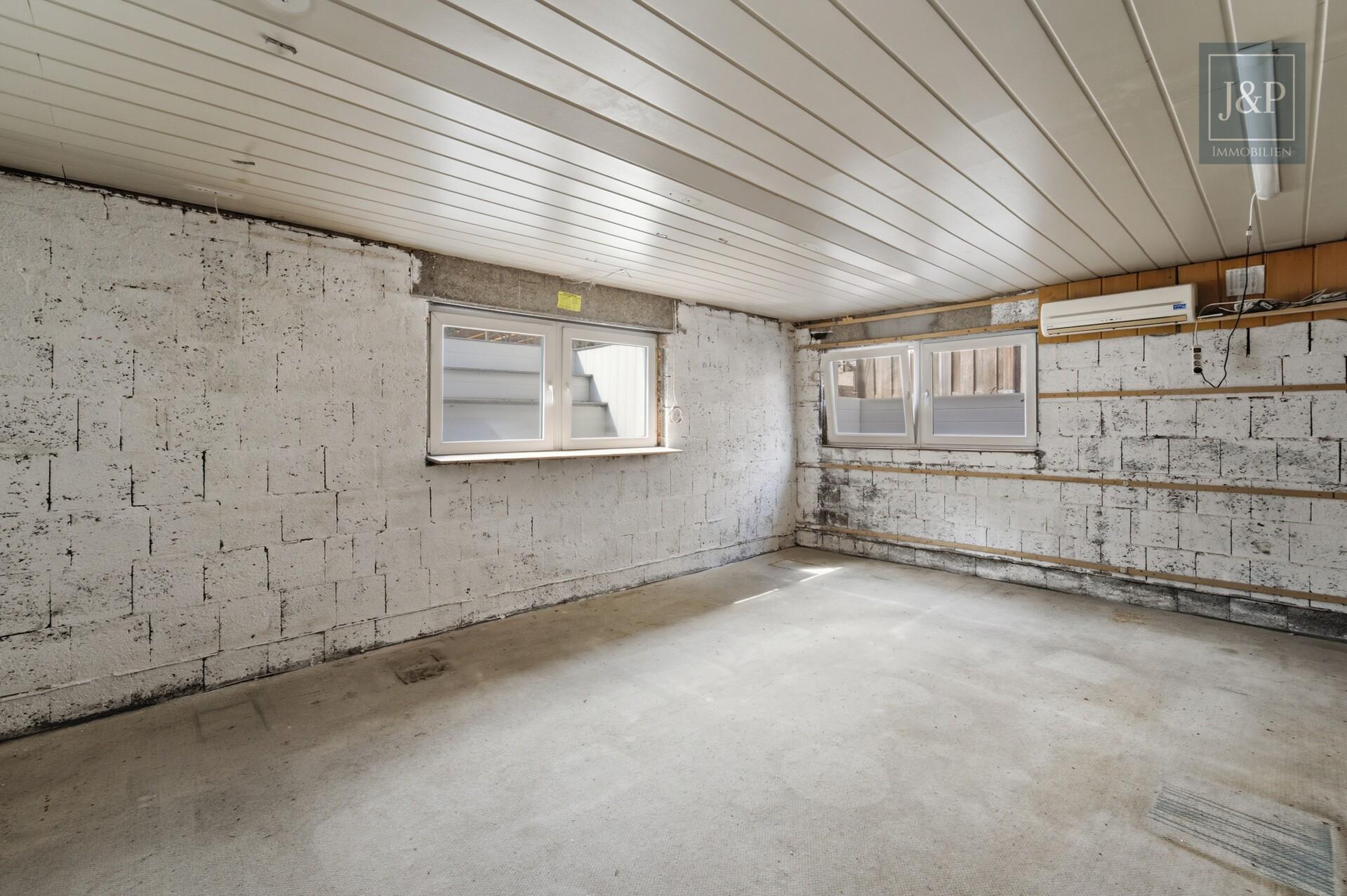 Familienglück mit Garten – Reihenendhaus mit Balkon, Terrasse & viel Potenzial in Frankfurt - Kellerraum