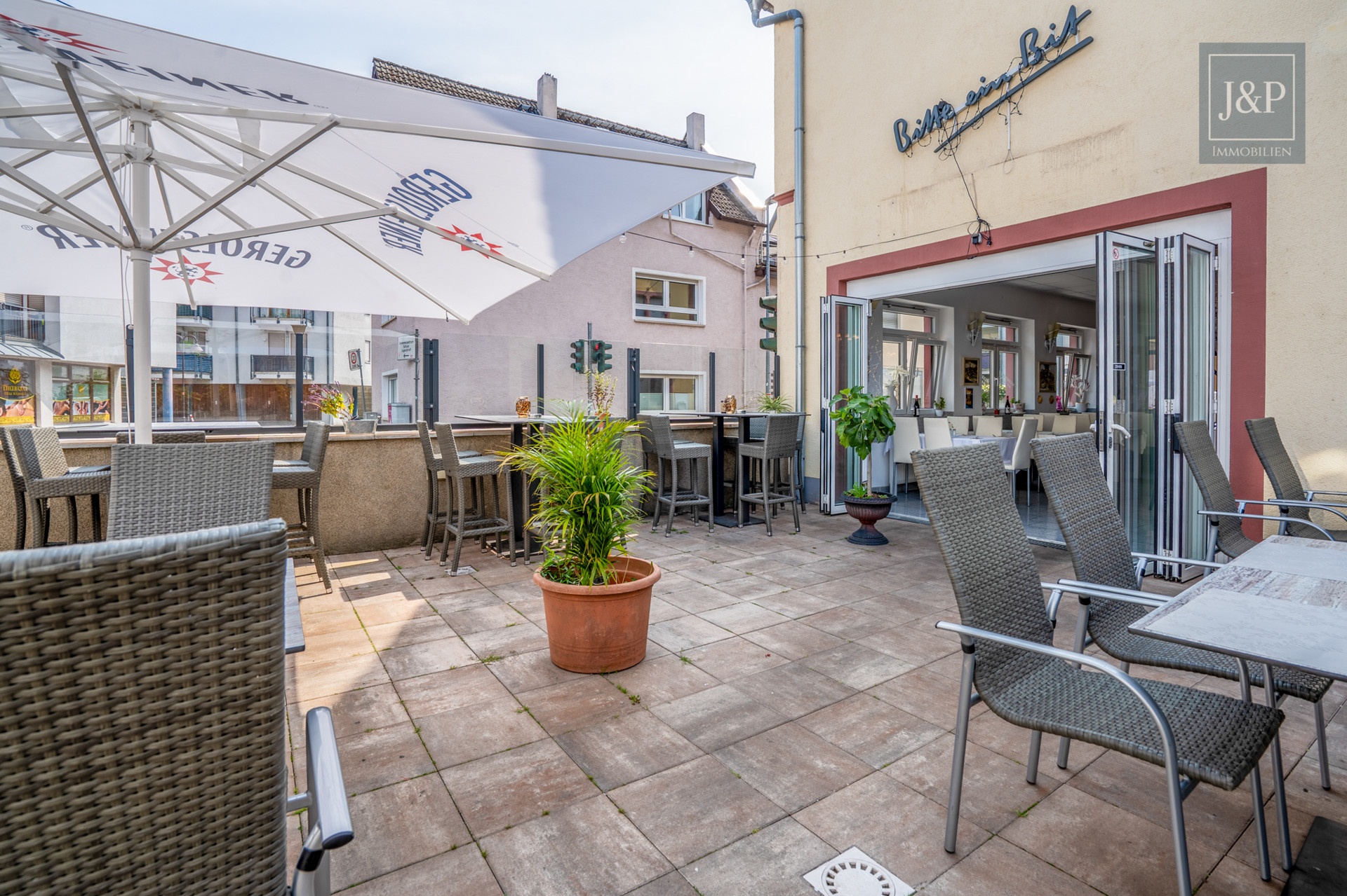 Attraktive Kapitalanlage in bester Innenstadtlage von Budenheim mit zusätzlichem Bauplatz! - Gastronomie