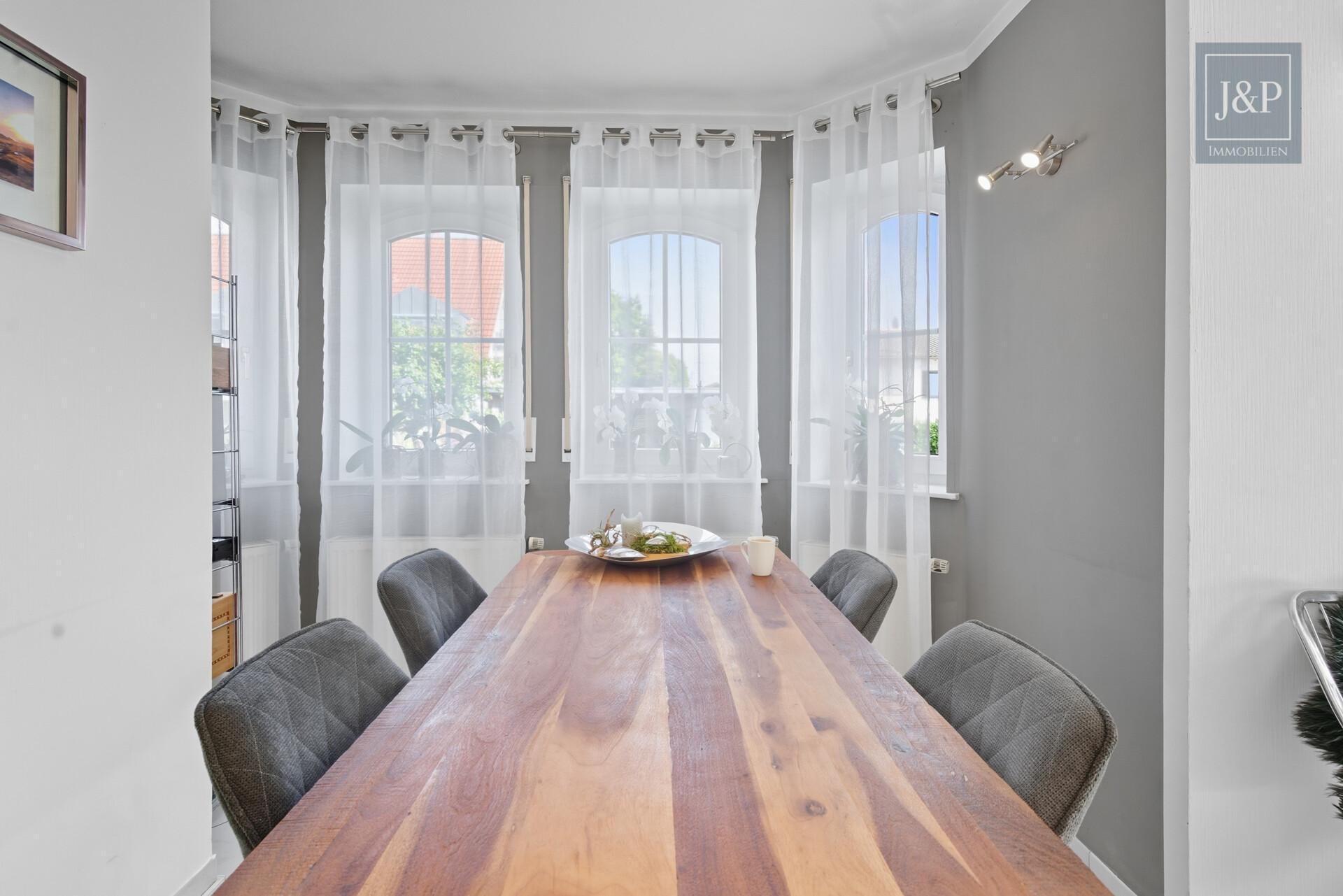 Einmalige Gelegenheit! Ihr Anwesen im Villenviertel von Glattbach. Einliegerwohnung & Waldnähe - ELW - Essen